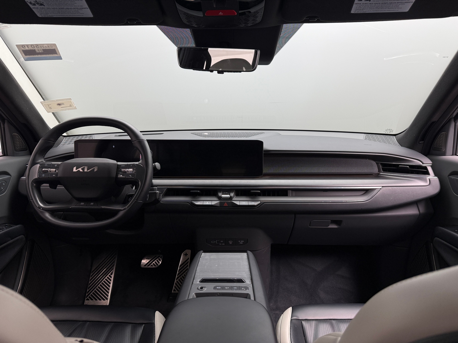 Thumbnail: 2024 Kia EV9 - 2