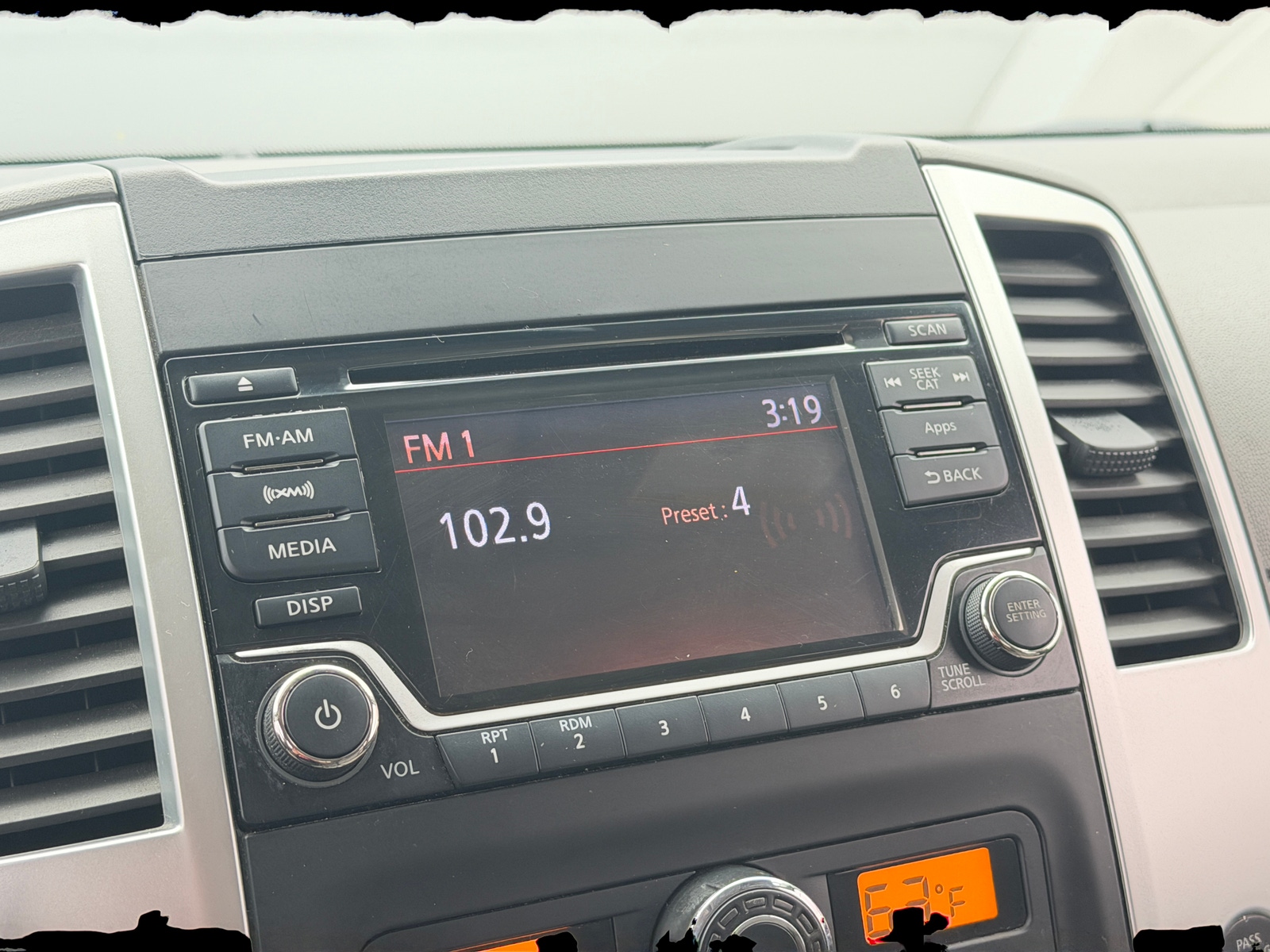 Thumbnail: 2016 Nissan Frontier - 4