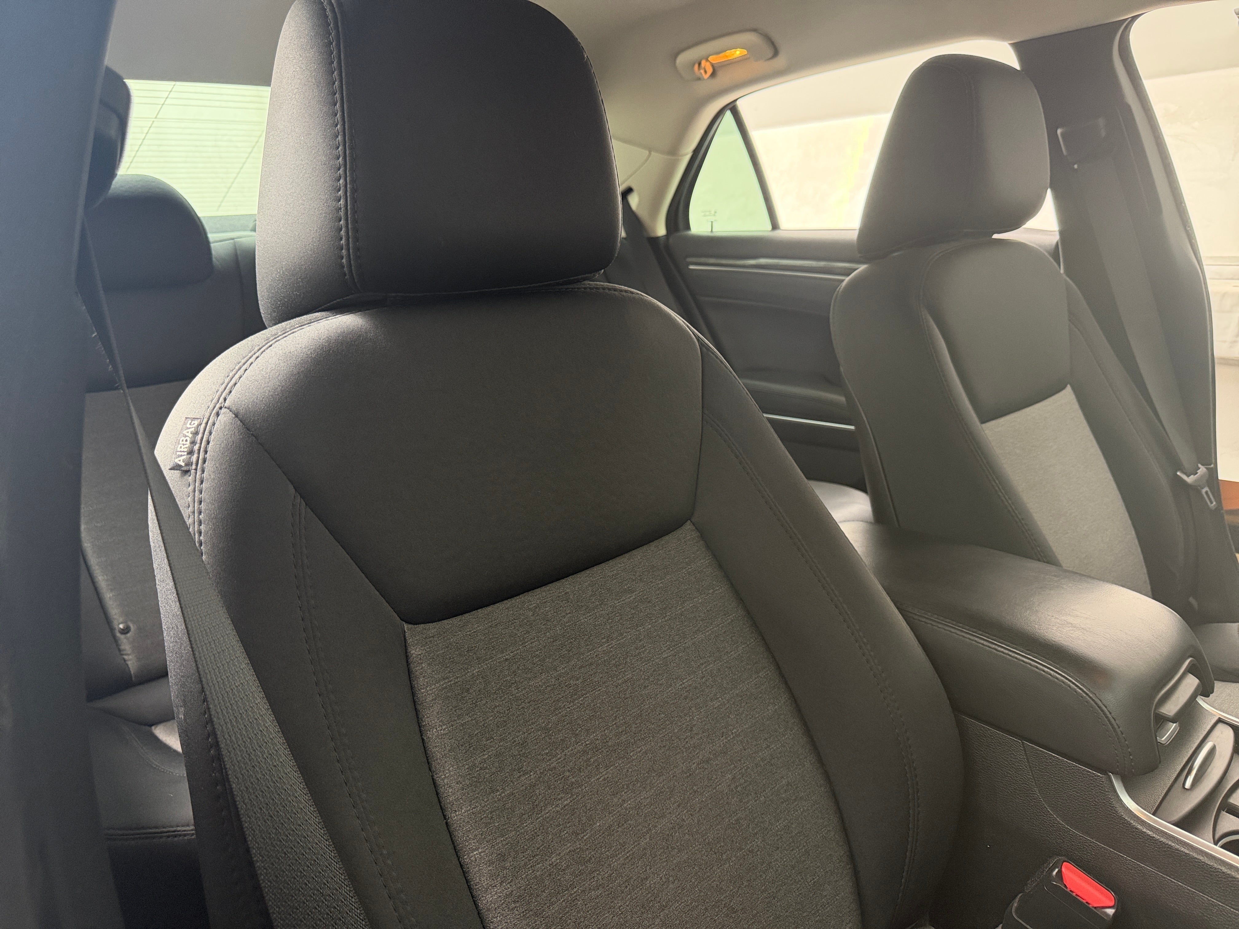 2018 Chrysler 300