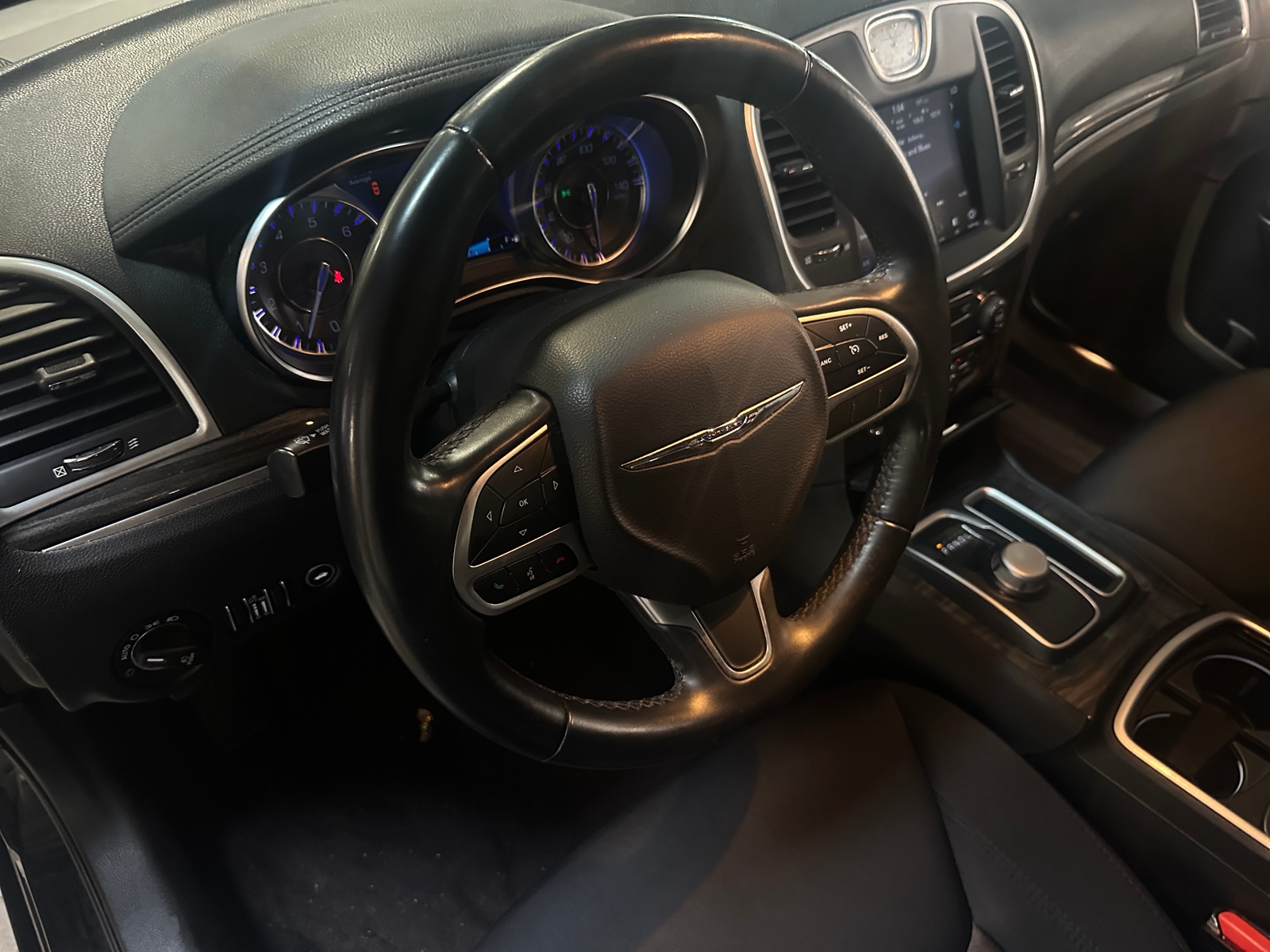 Thumbnail: 2018 Chrysler 300 - 5