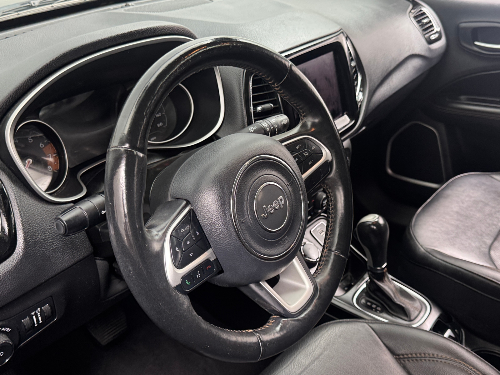 Thumbnail: 2019 Jeep Compass - 4