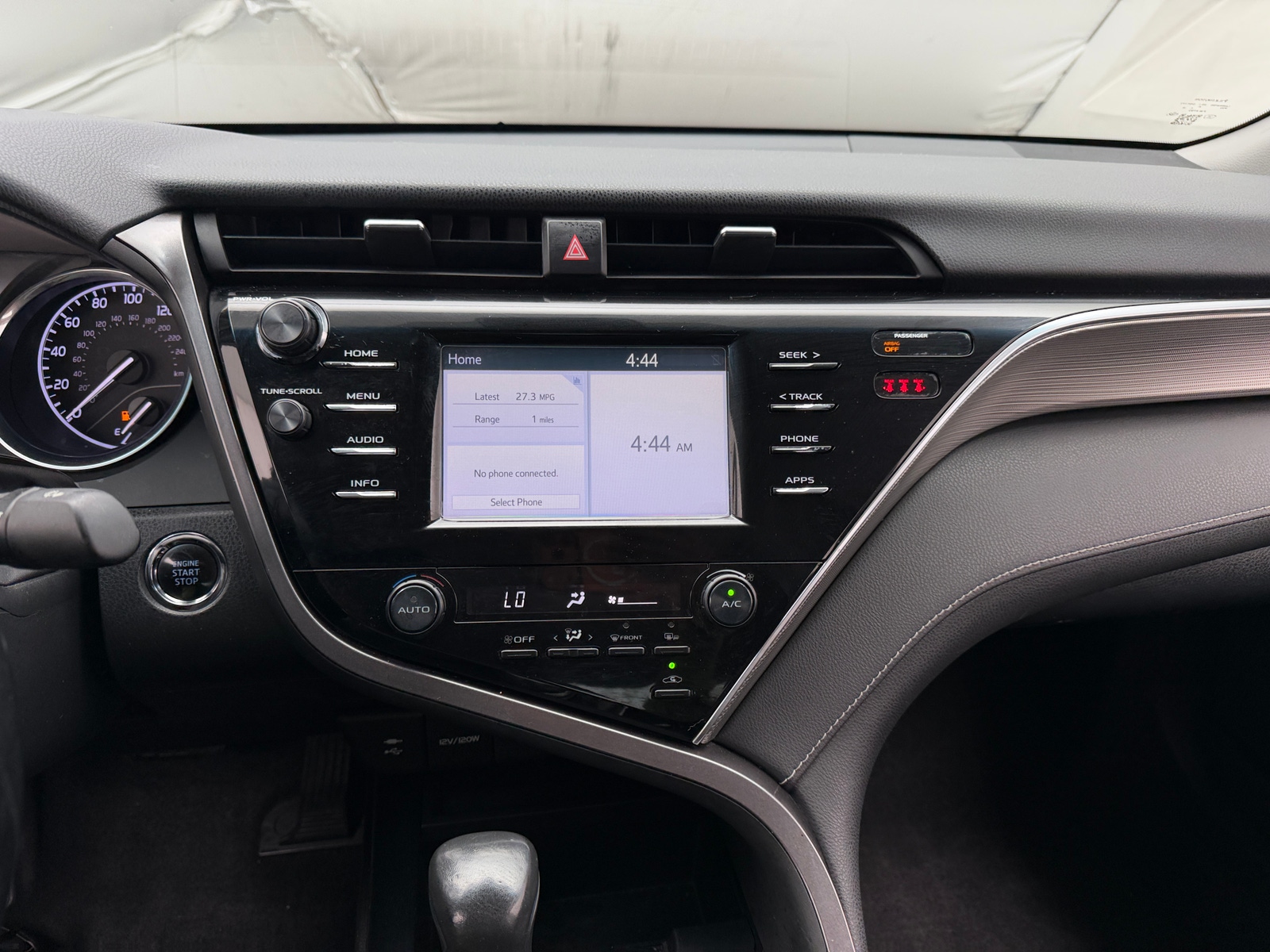 Thumbnail: 2018 Toyota Camry - 4