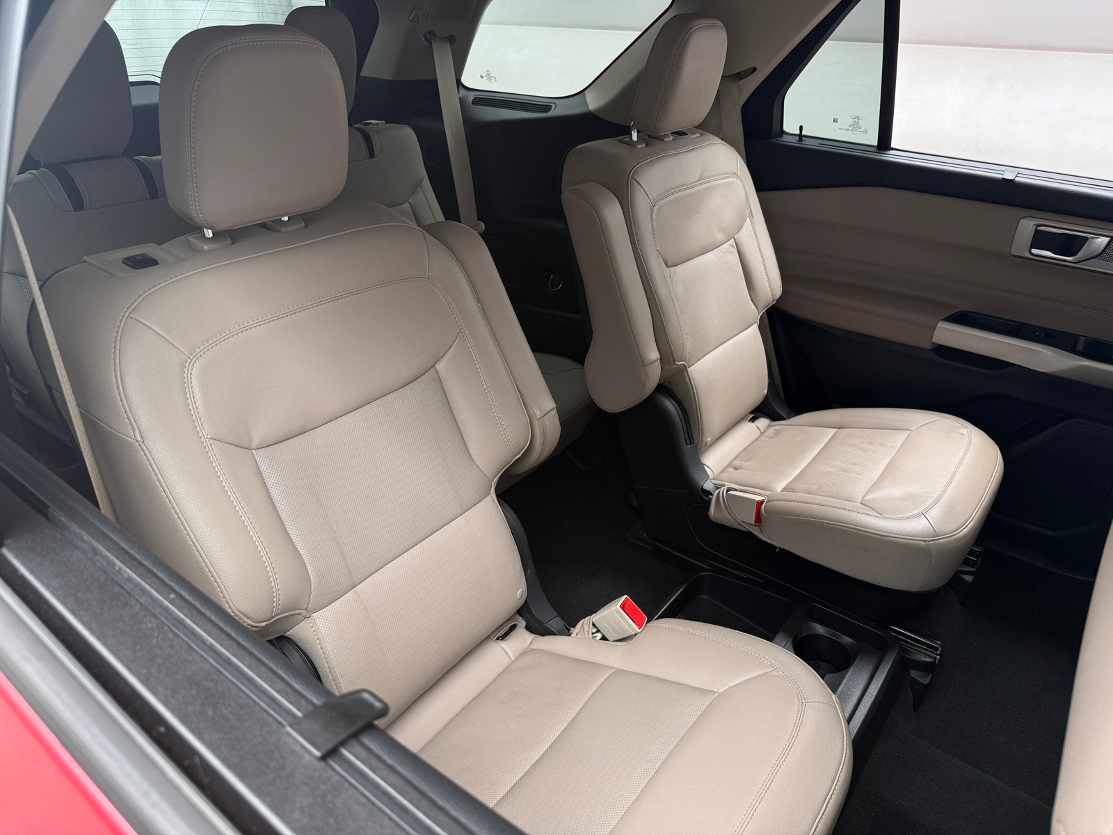 Thumbnail: 2021 Ford Explorer - 5