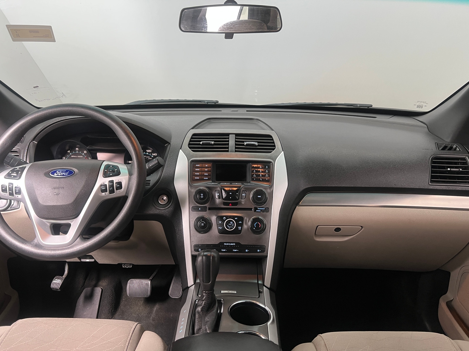 Thumbnail: 2013 Ford Explorer - 3