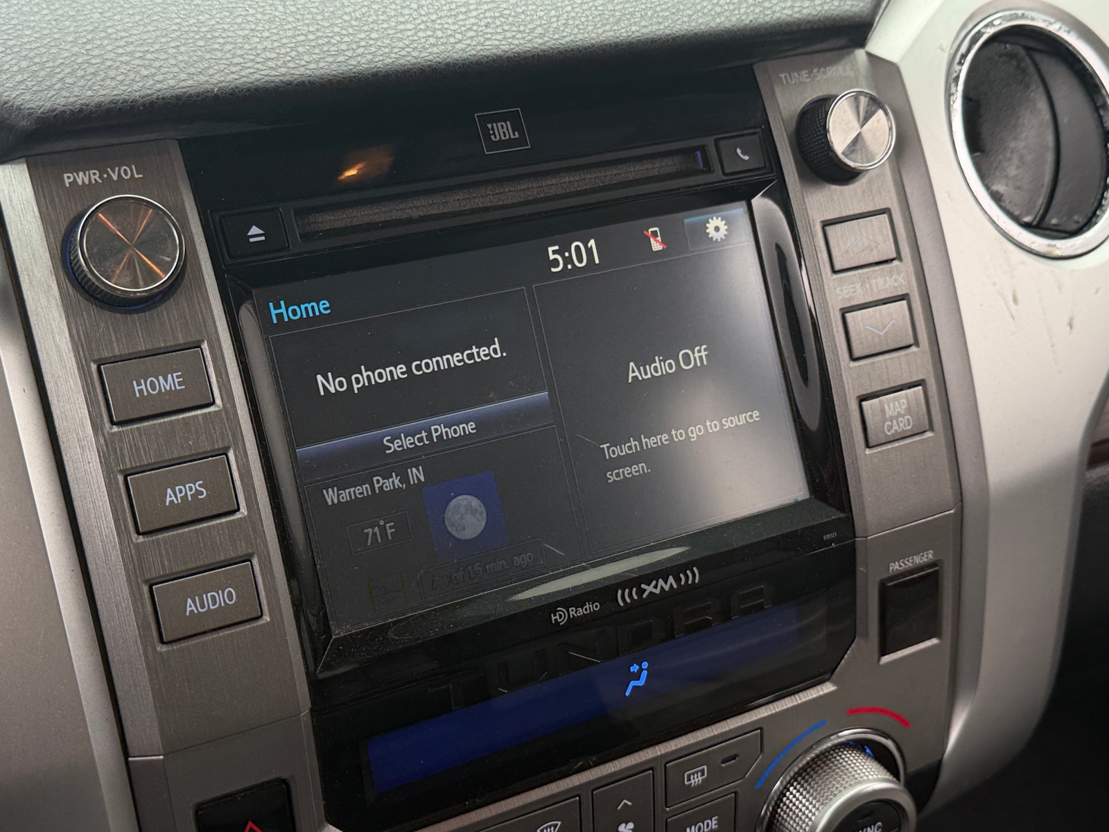 Thumbnail: 2016 Toyota Tundra - 4
