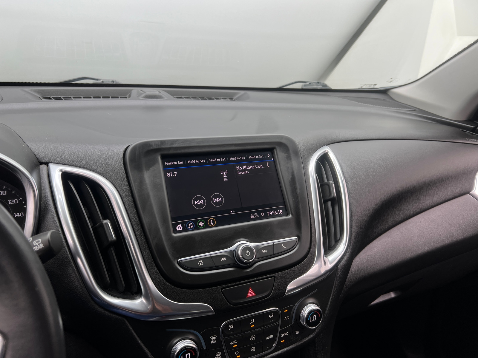 Thumbnail: 2021 Chevrolet Equinox - 4
