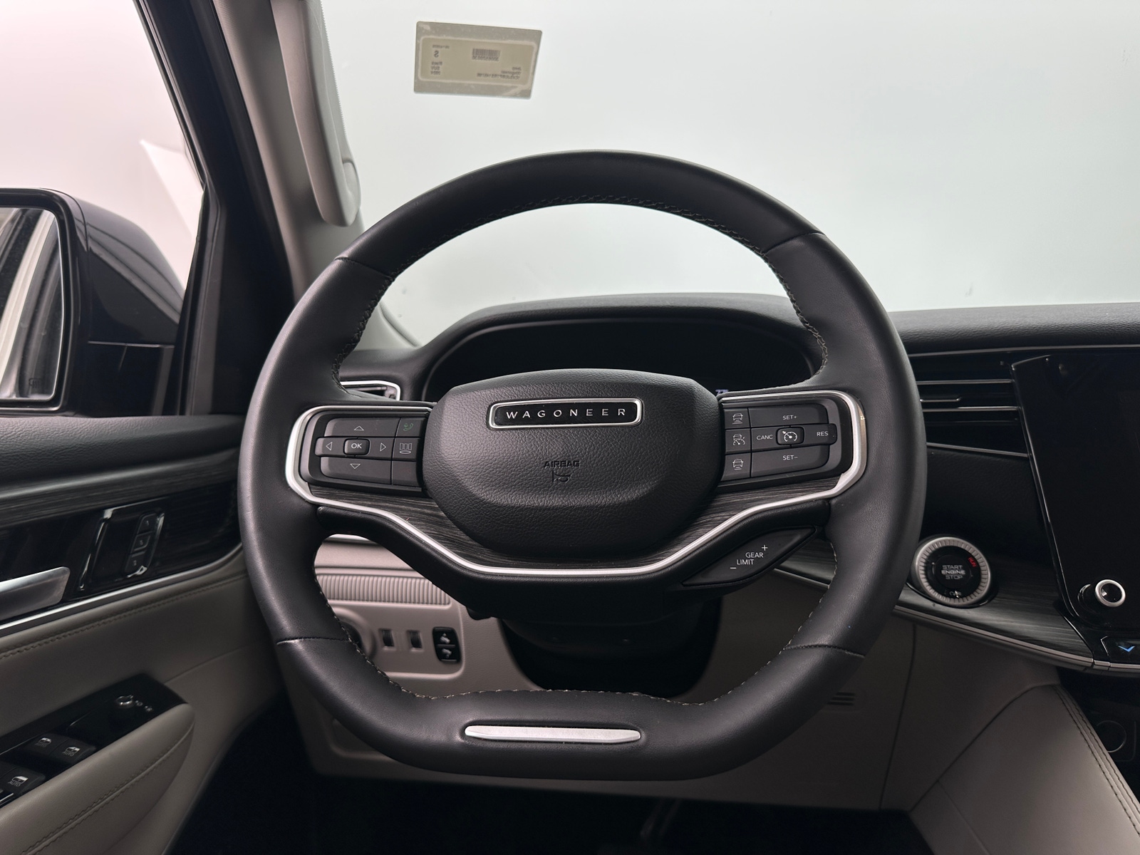 Thumbnail: 2024 Jeep Wagoneer - 4
