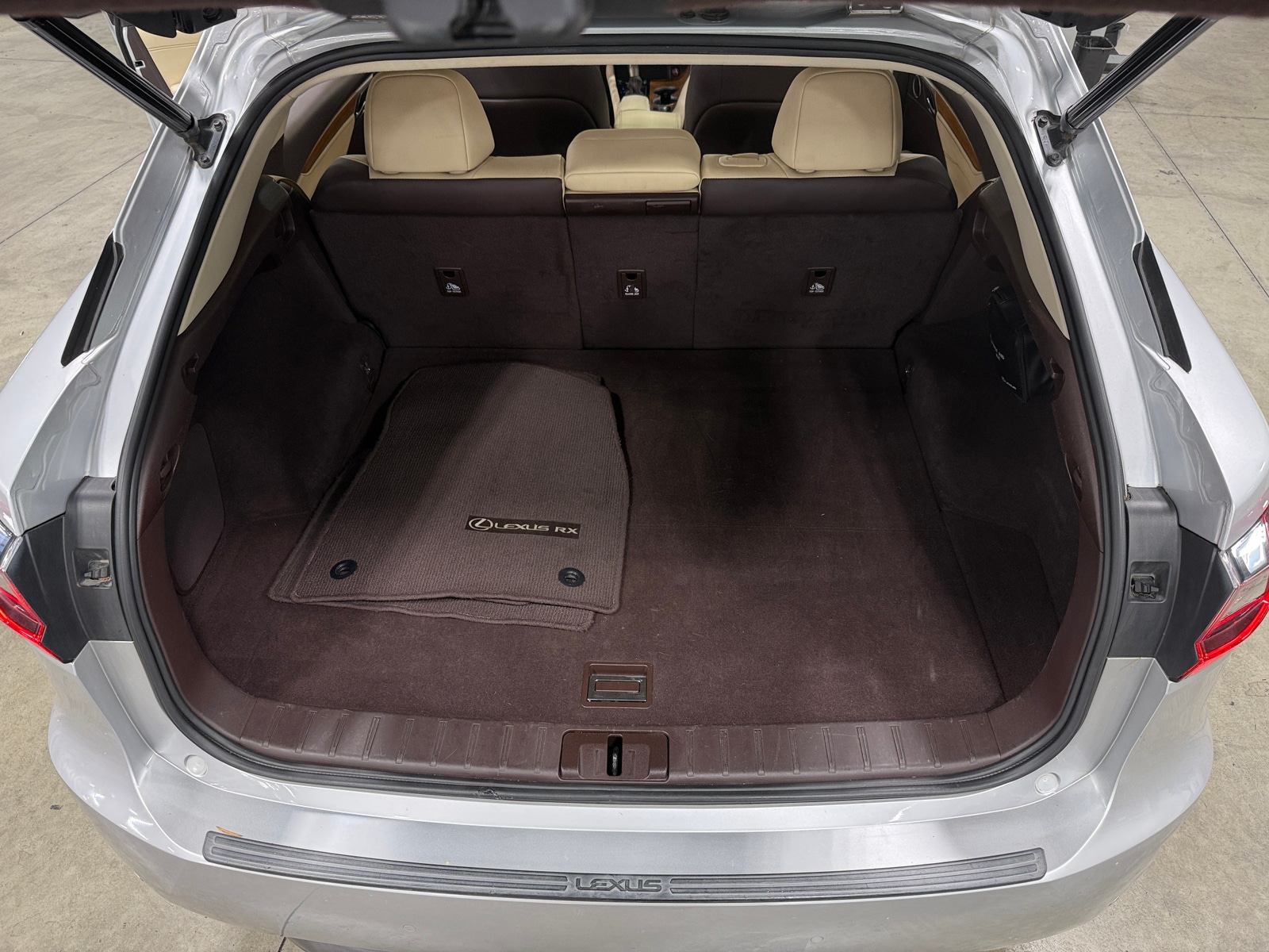 Thumbnail: 2016 Lexus RX - 6
