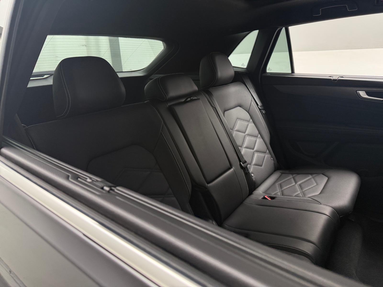 Thumbnail: 2024 Volkswagen Atlas - 6