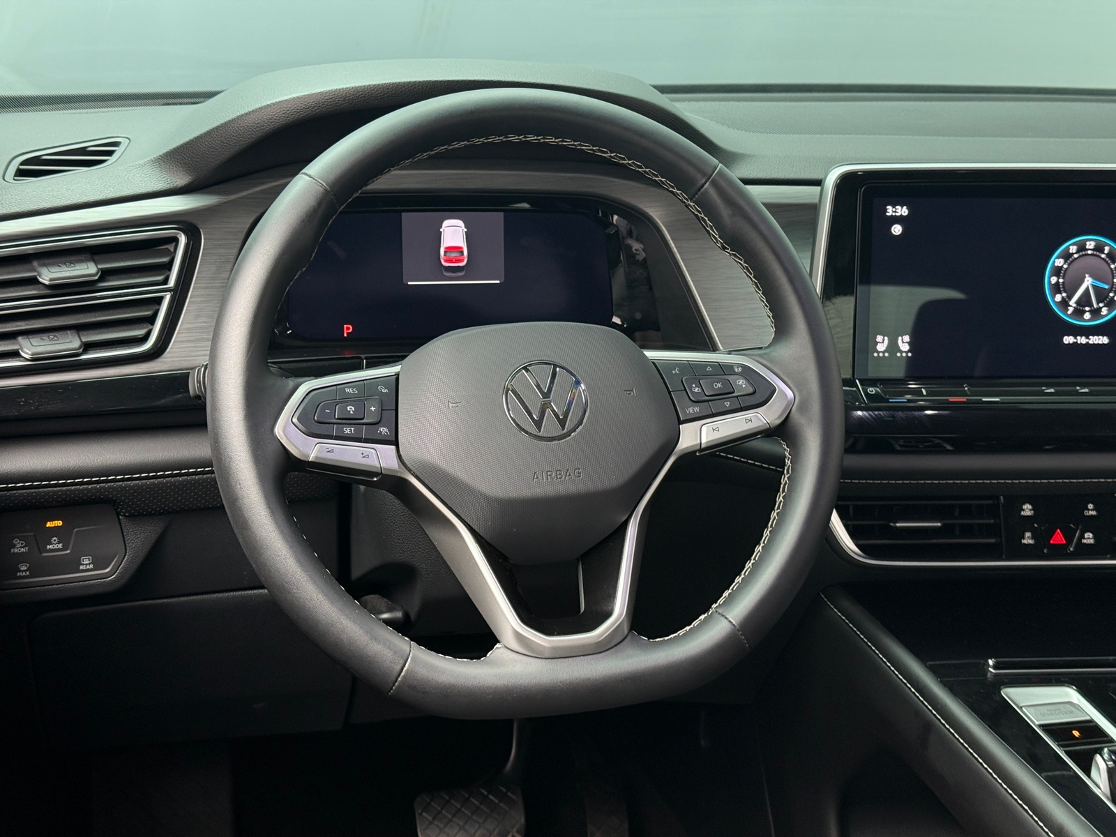 Thumbnail: 2024 Volkswagen Atlas - 5