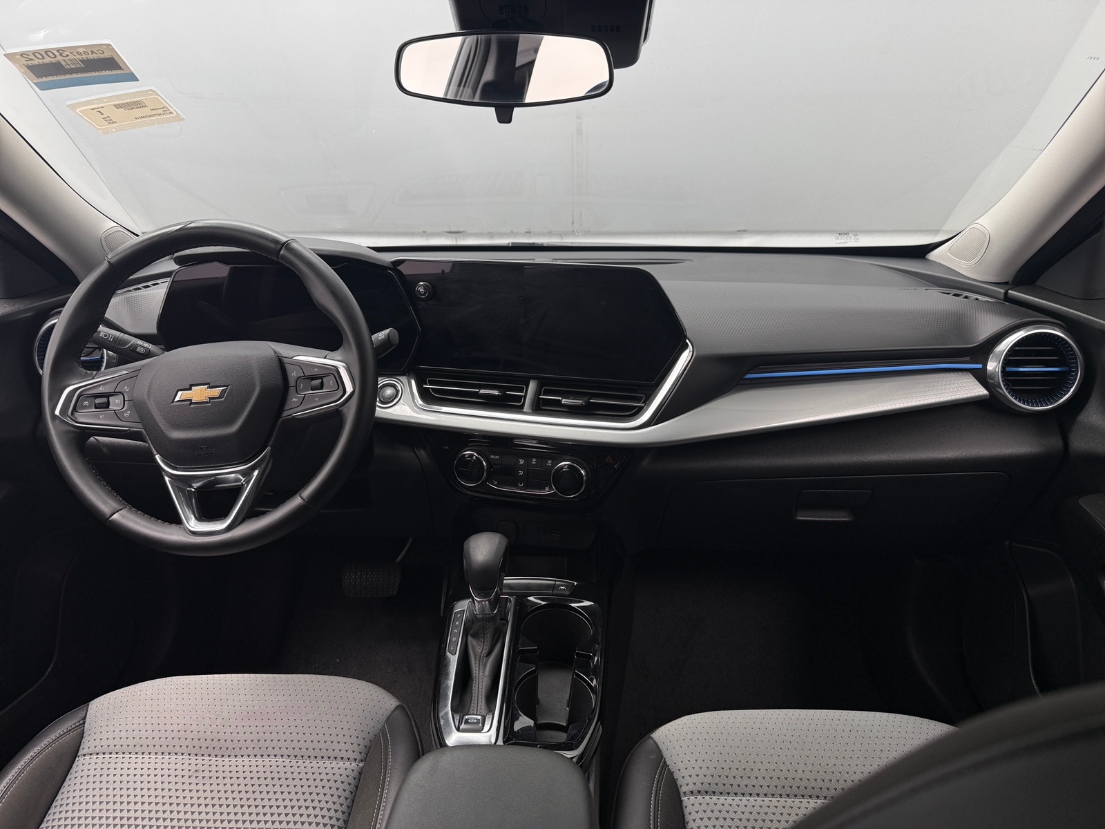 Thumbnail: 2025 Chevrolet Trax - 2