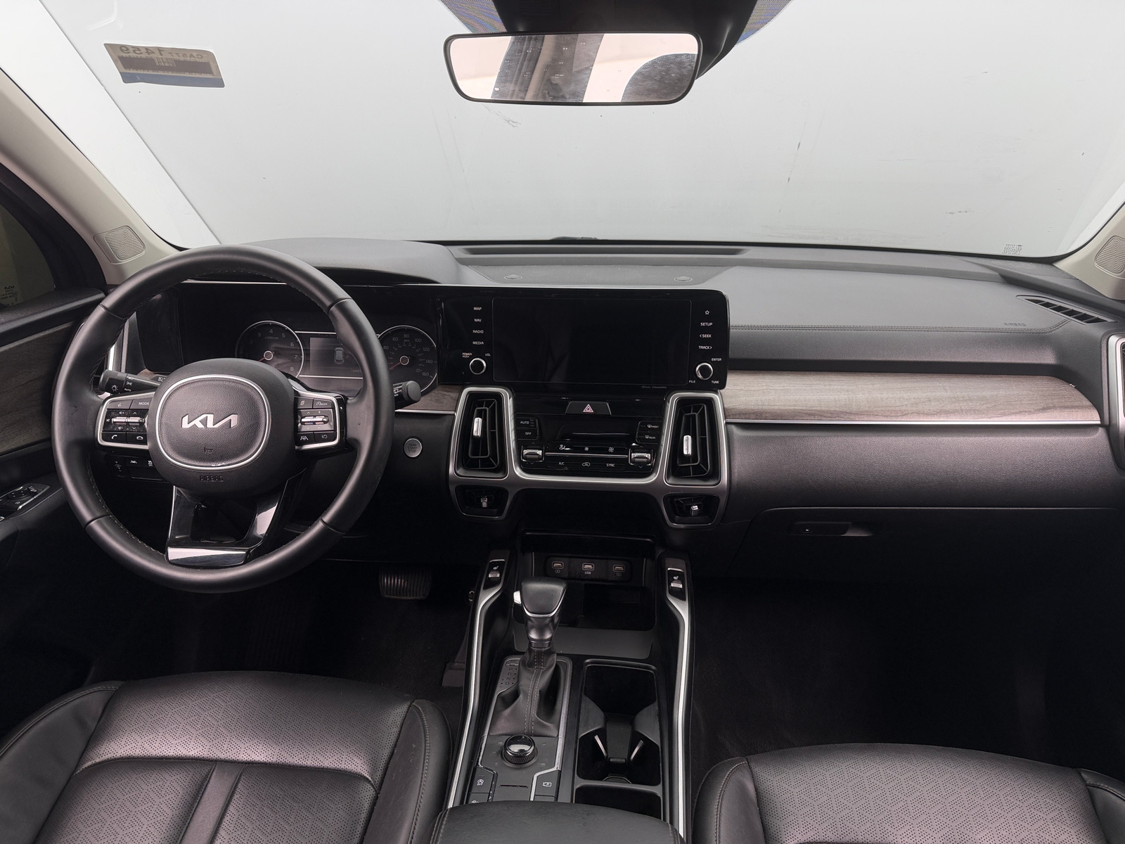 Thumbnail: 2022 Kia Sorento - 2