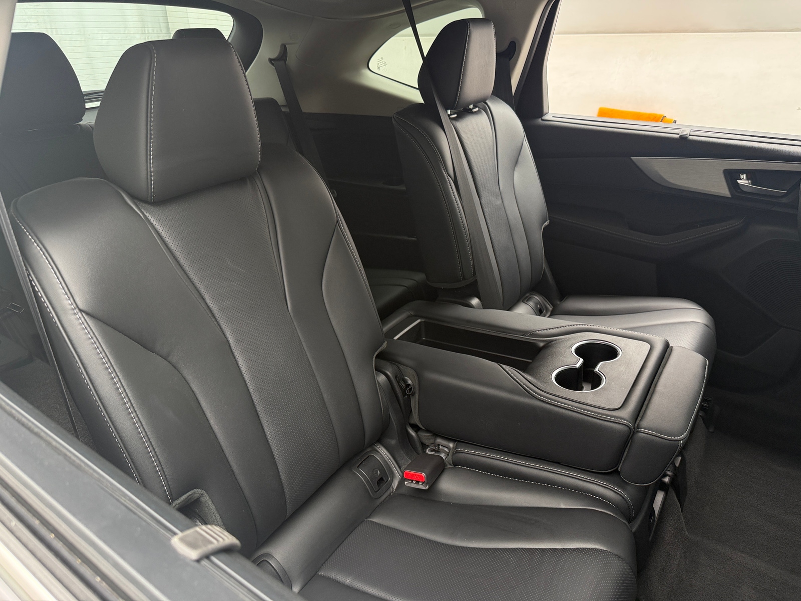 Thumbnail: 2024 Acura MDX - 5