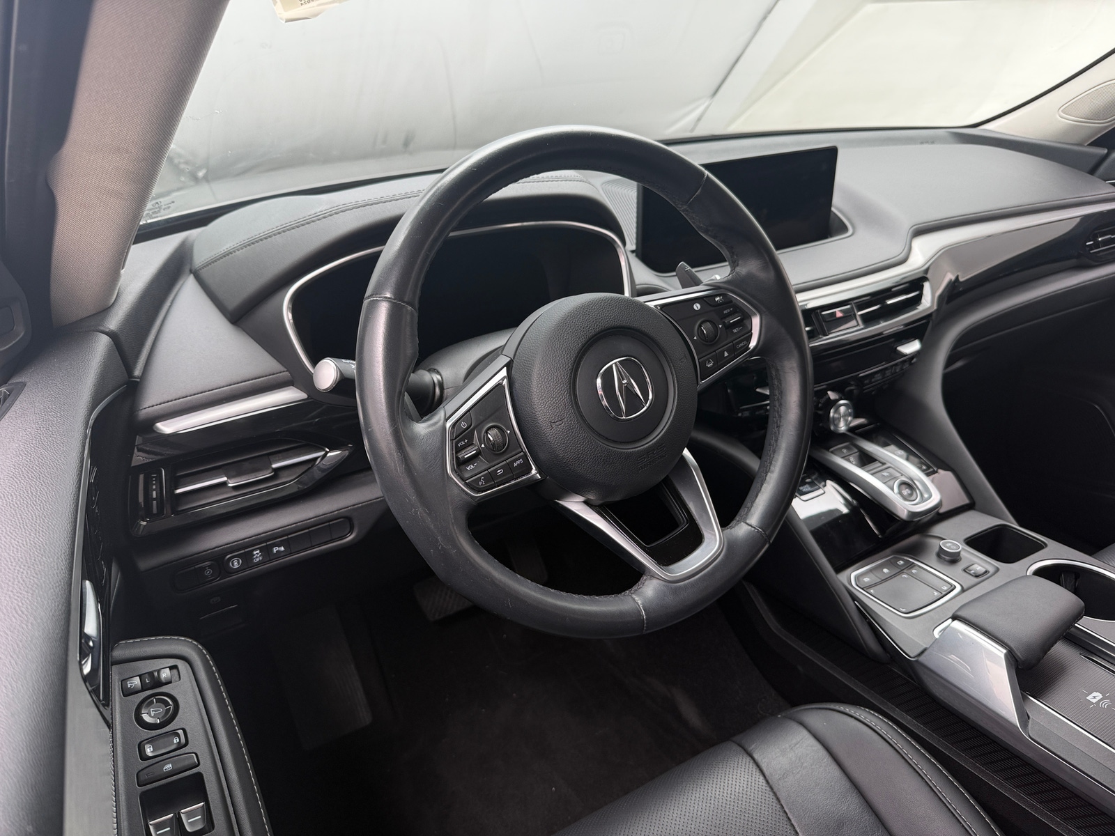 Thumbnail: 2024 Acura MDX - 4