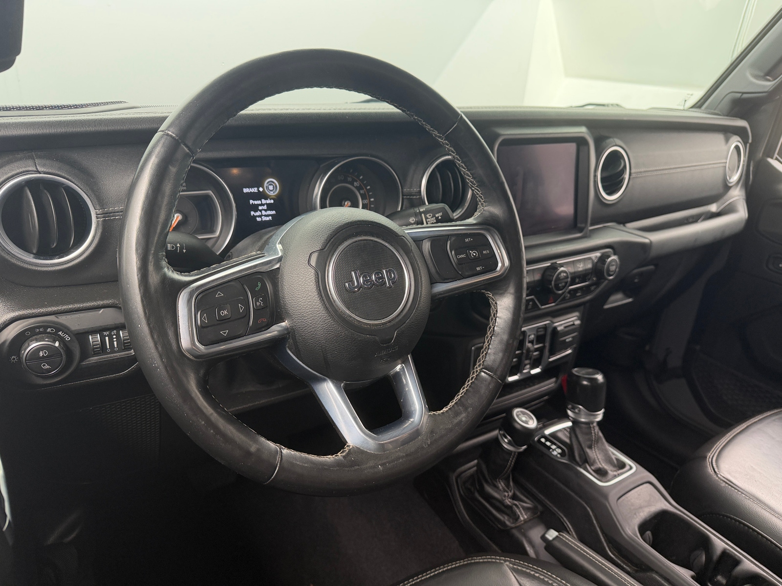 Thumbnail: 2021 Jeep Gladiator - 4