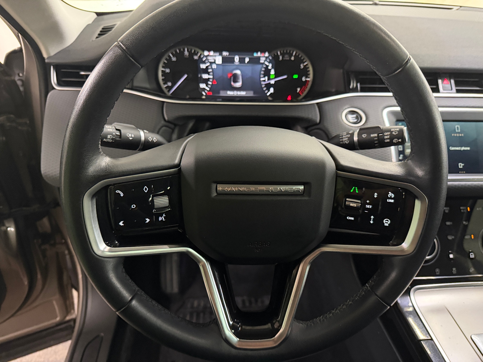 Thumbnail: 2023 Land Rover Range Rover Evoque - 4