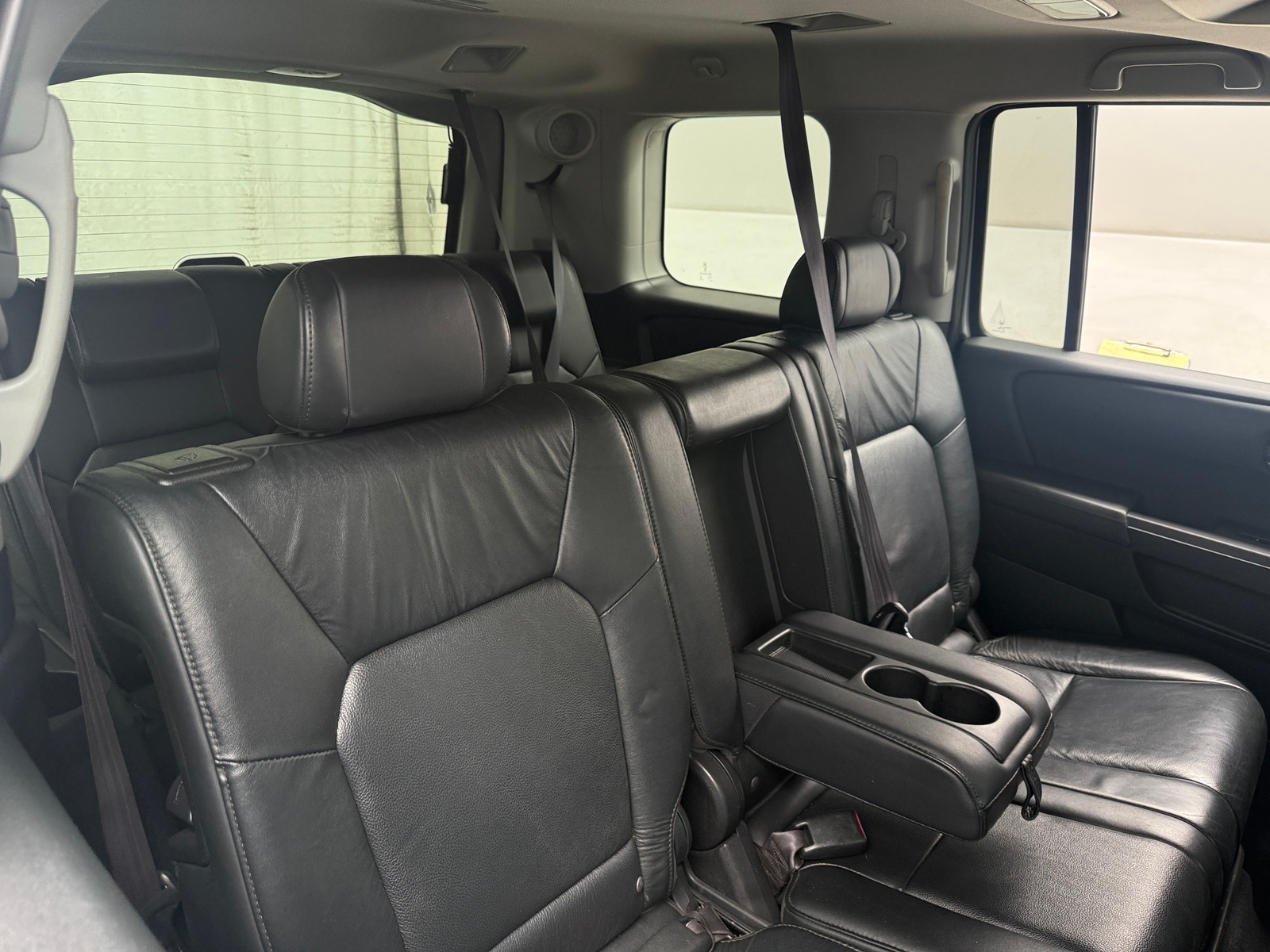 Thumbnail: 2011 Honda Pilot - 6