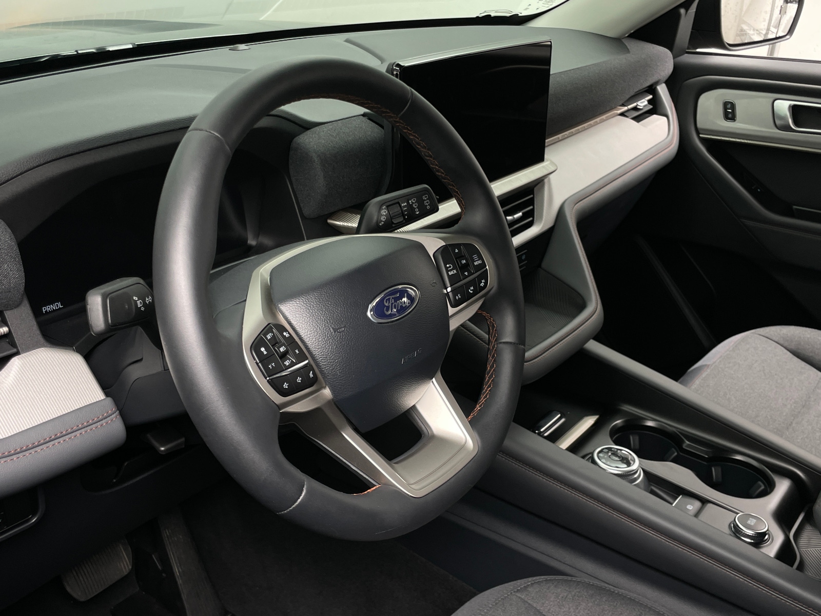 Thumbnail: 2025 Ford Explorer - 5