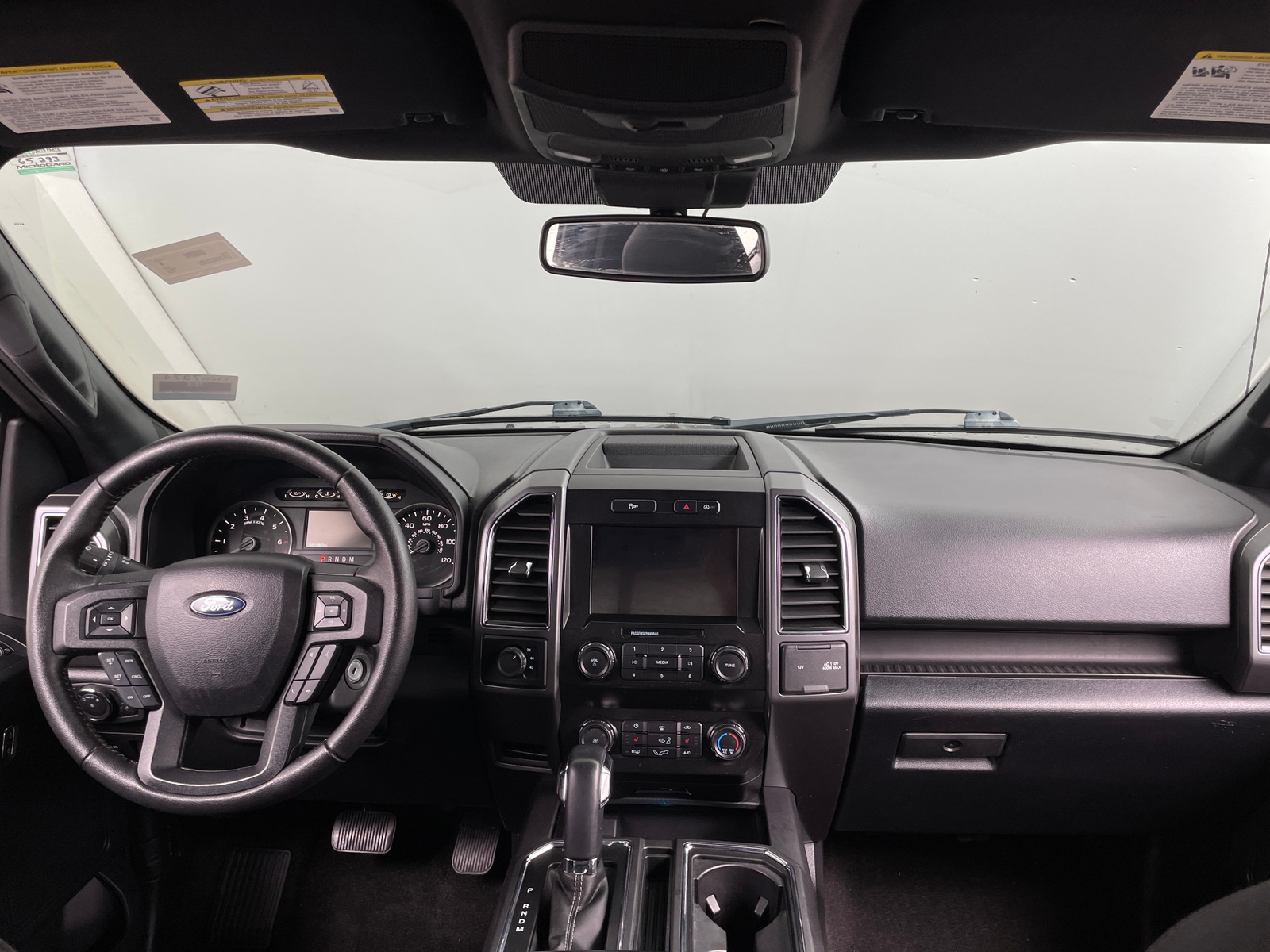 Thumbnail: 2019 Ford Econoline - 3