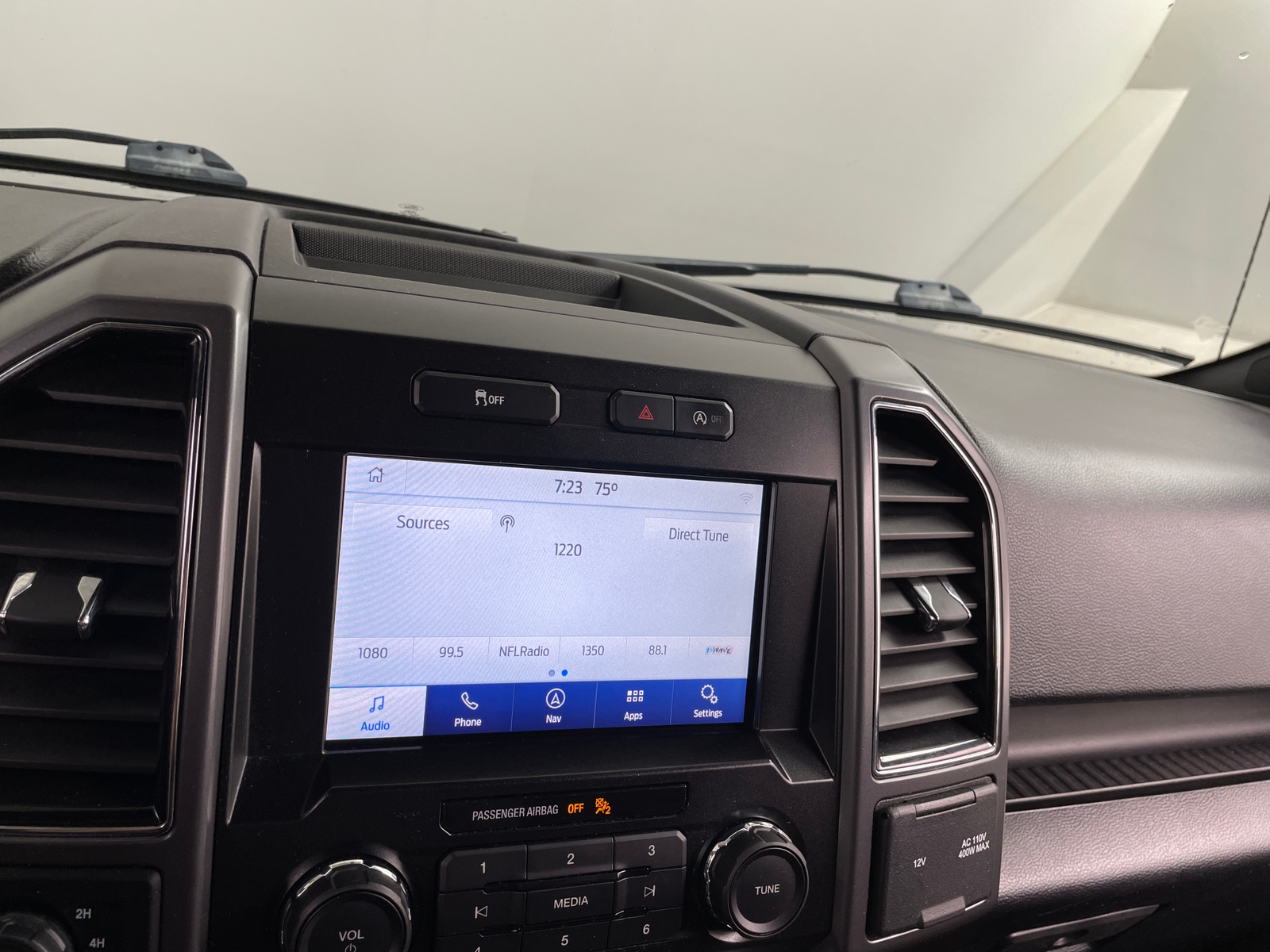 Thumbnail: 2019 Ford Econoline - 4