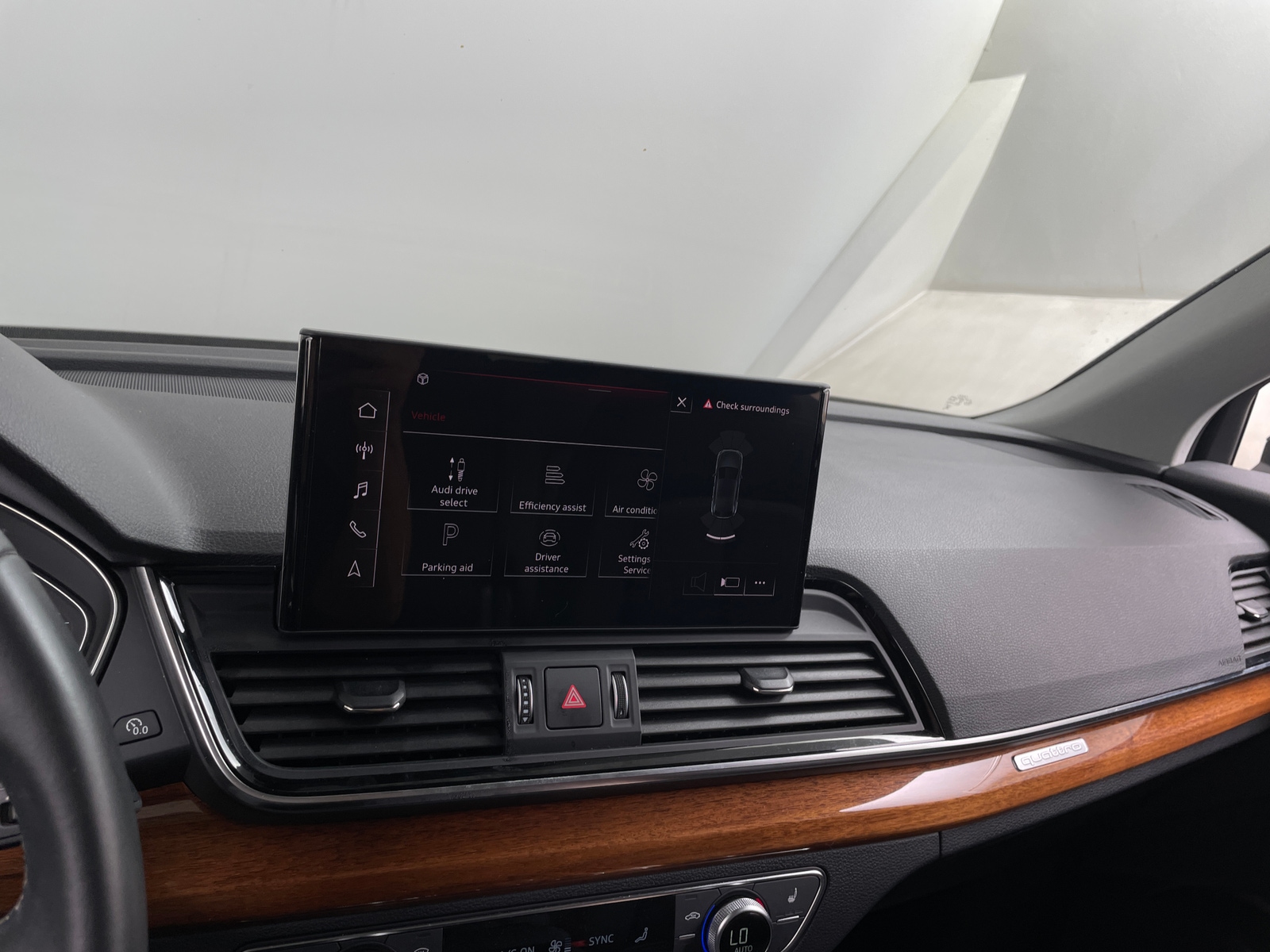 Thumbnail: 2023 Audi Q5 - 3