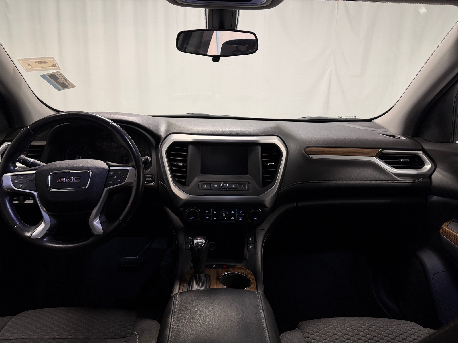 Thumbnail: 2019 GMC Acadia - 3