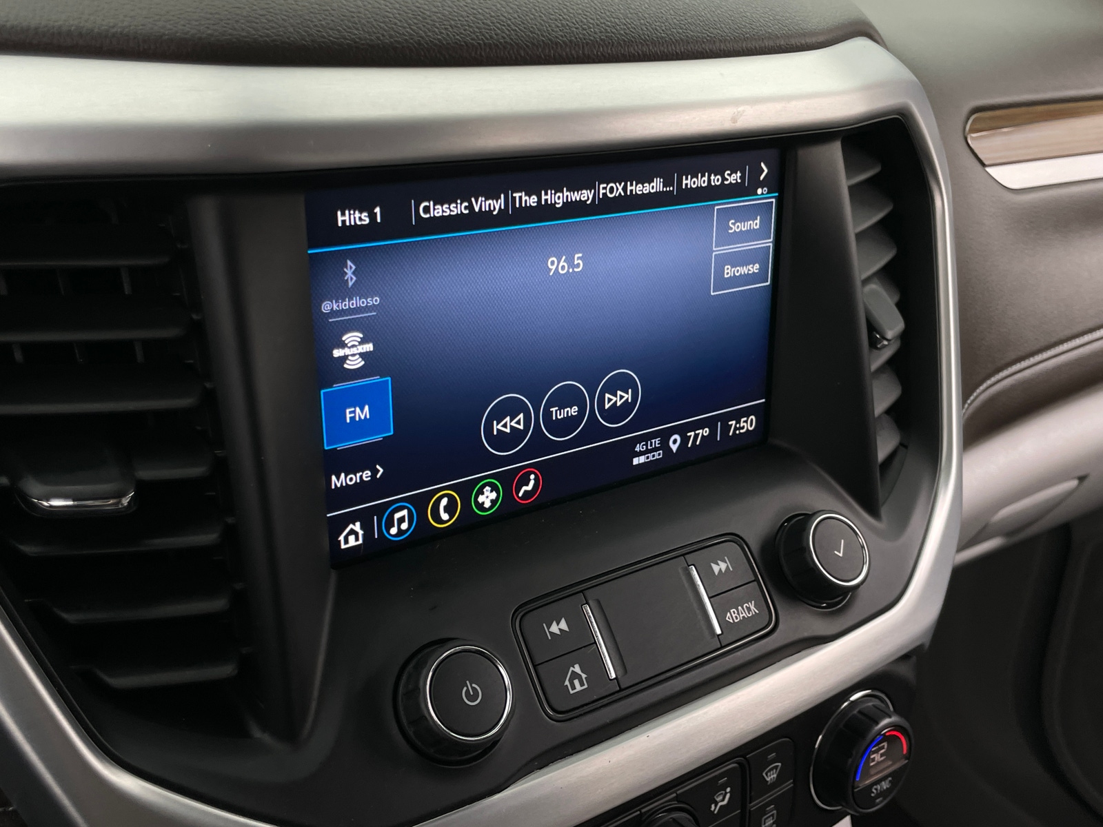 Thumbnail: 2020 GMC Acadia - 4