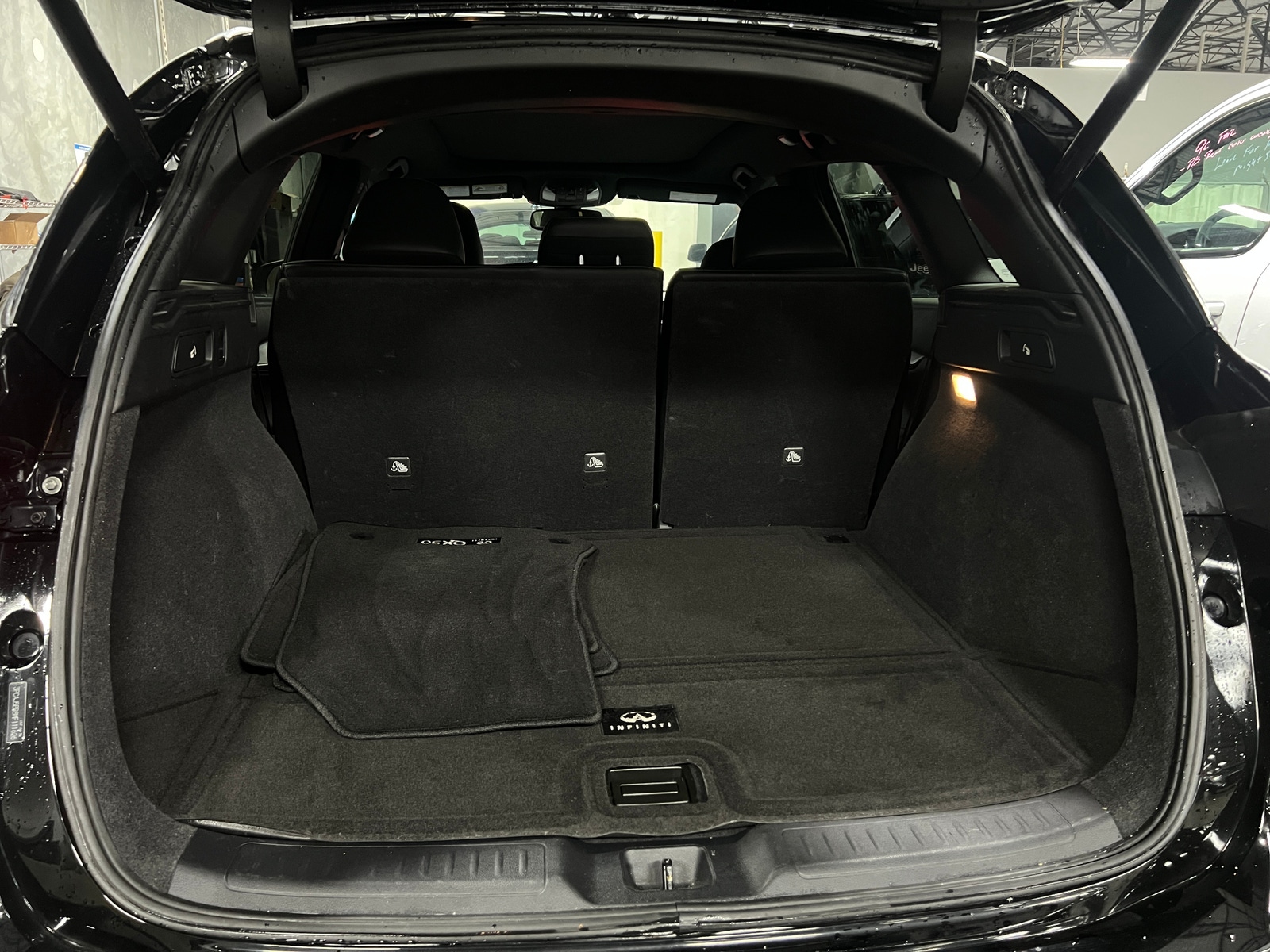 Thumbnail: 2021 INFINITI QX50 - 6