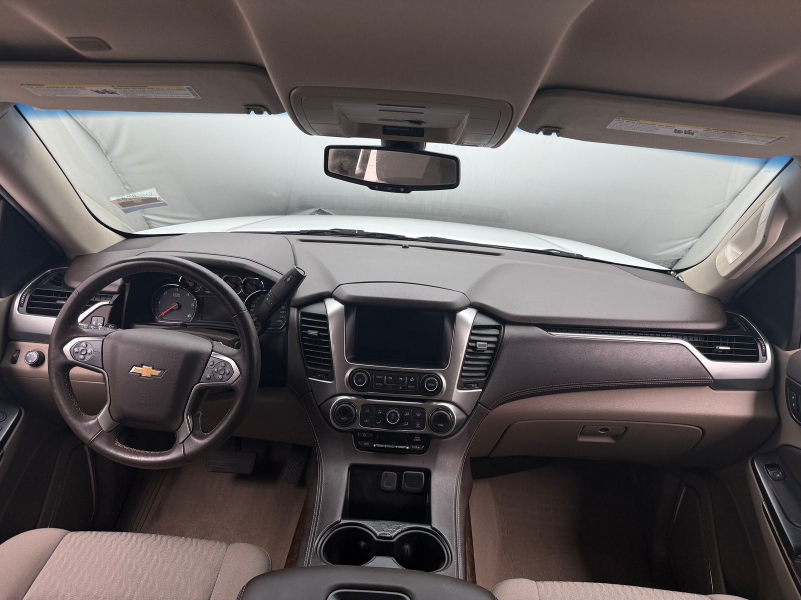 Thumbnail: 2019 Chevrolet Tahoe - 3