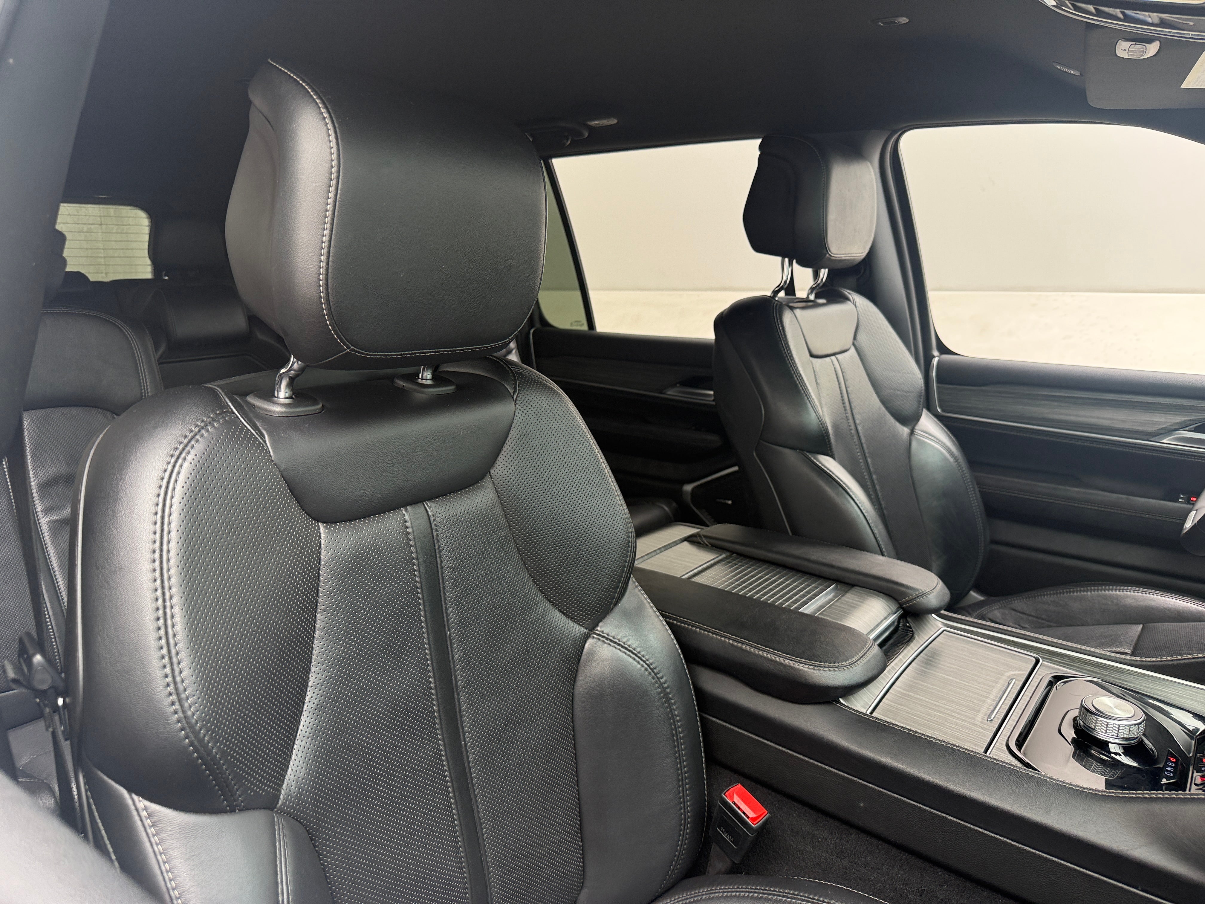 2024 Jeep Wagoneer