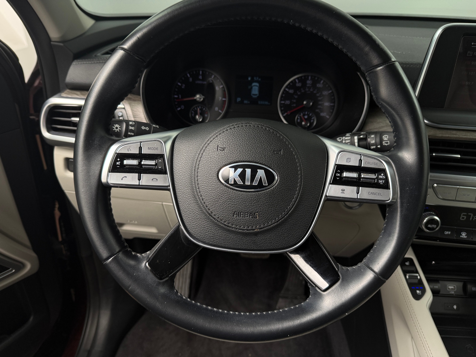 Thumbnail: 2020 Kia Telluride - 4