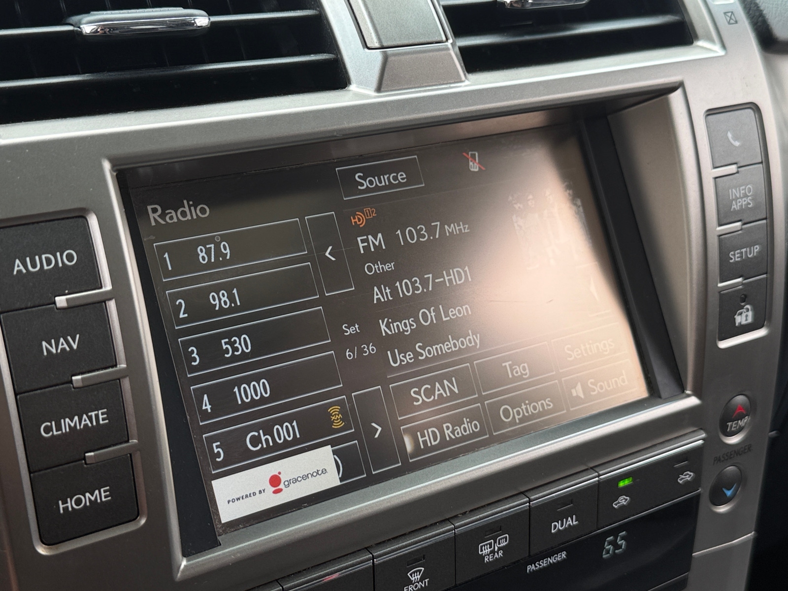 Thumbnail: 2019 Lexus GX - 3