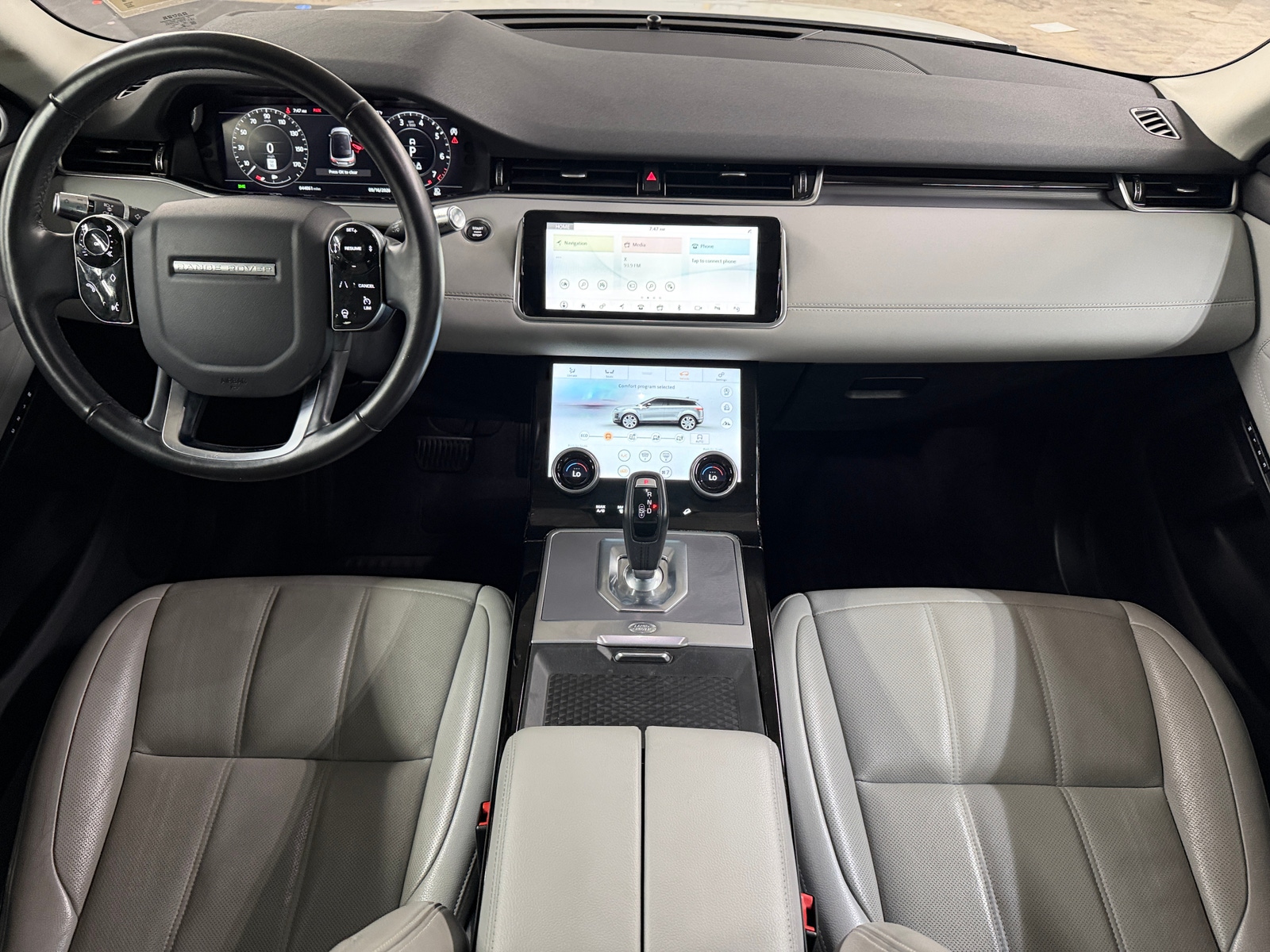 Thumbnail: 2020 Land Rover Range Rover Evoque - 2
