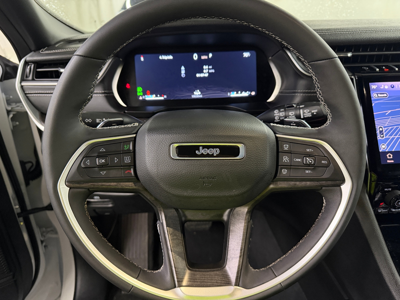 Thumbnail: 2025 Jeep Grand Cherokee - 4