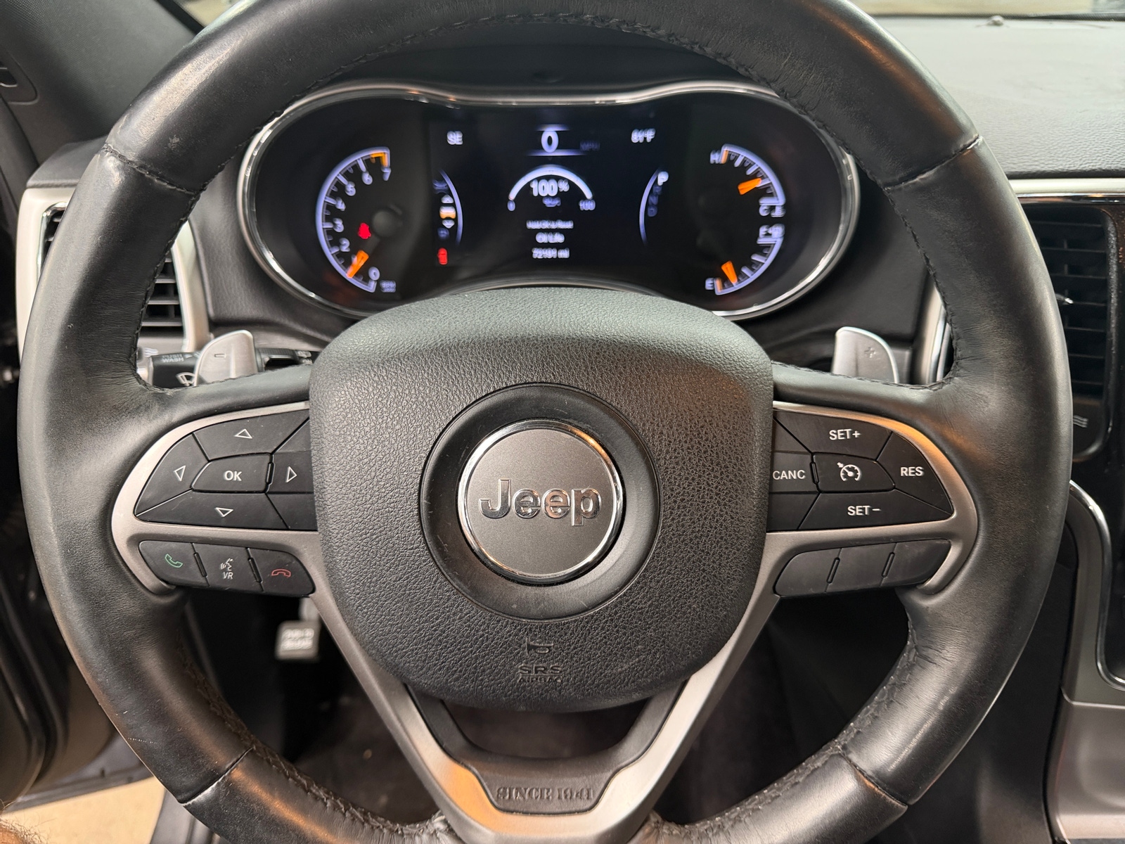Thumbnail: 2017 Jeep Grand Cherokee - 4