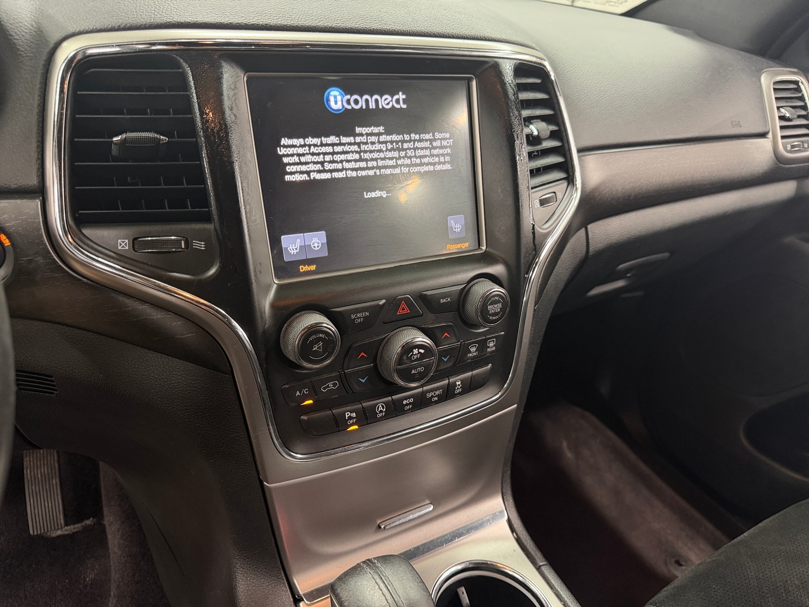 Thumbnail: 2017 Jeep Grand Cherokee - 3