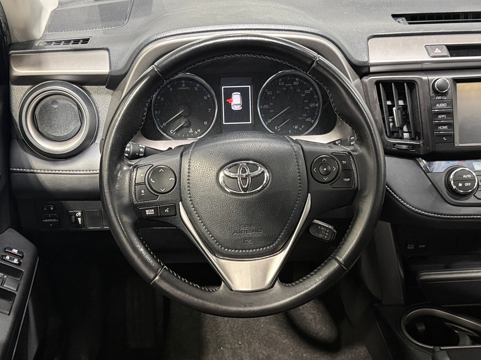 Thumbnail: 2016 Toyota RAV4 - 5