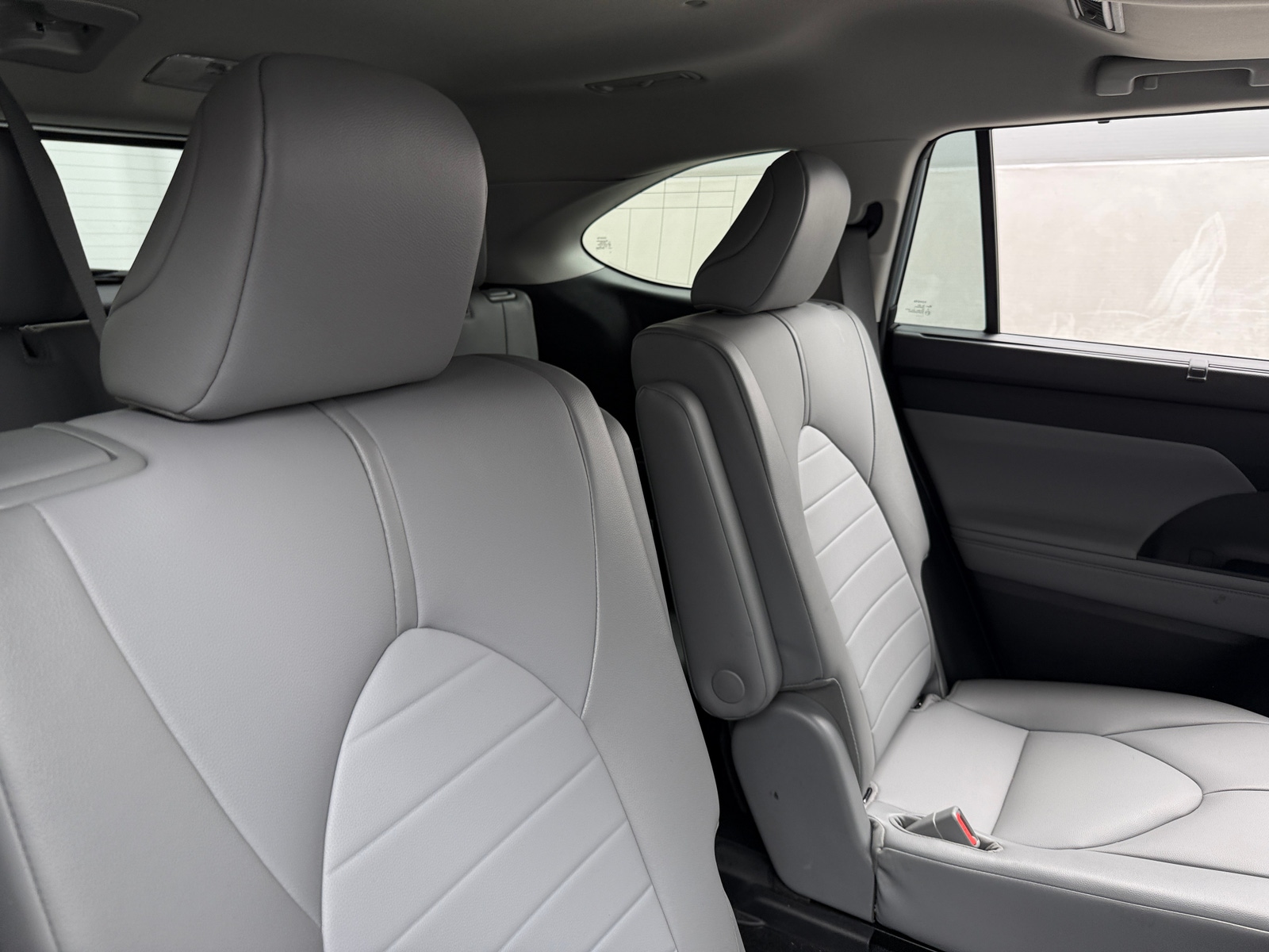 Thumbnail: 2021 Toyota Highlander - 5