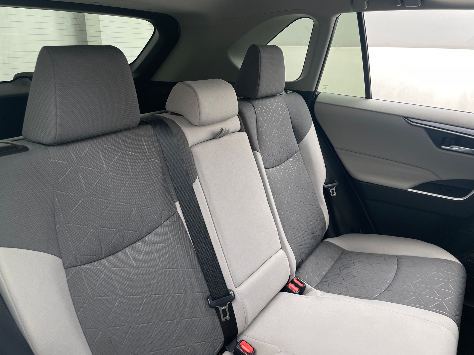 Thumbnail: 2020 Toyota RAV4 - 6