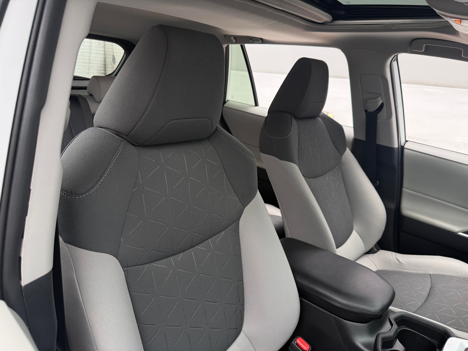 Thumbnail: 2019 Toyota RAV4 - 2