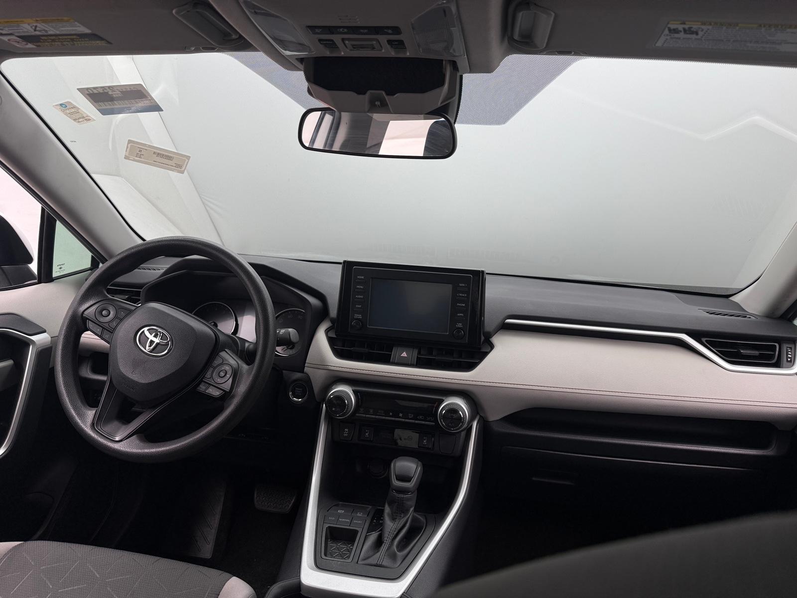 Thumbnail: 2019 Toyota RAV4 - 3