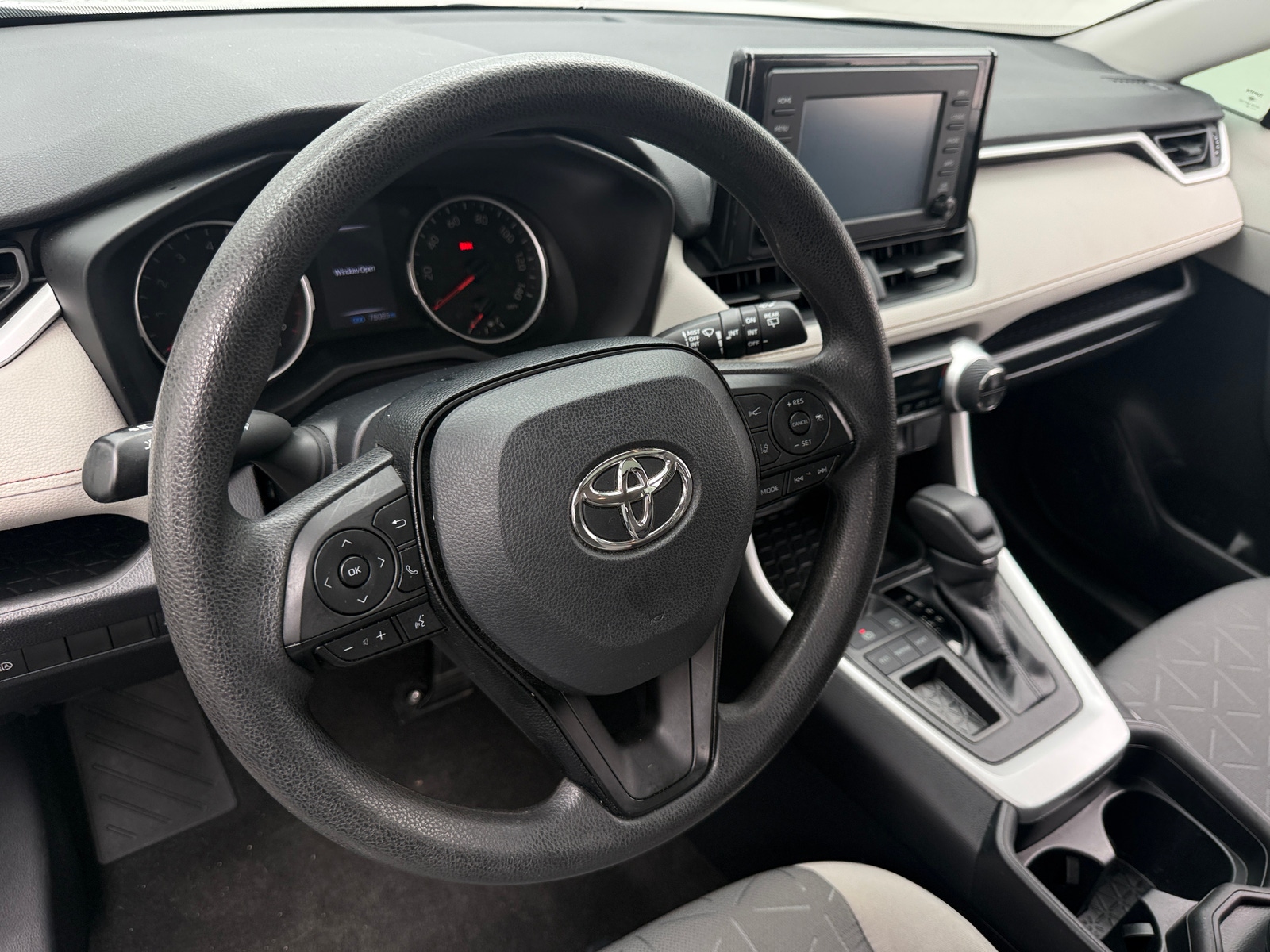 Thumbnail: 2019 Toyota RAV4 - 5
