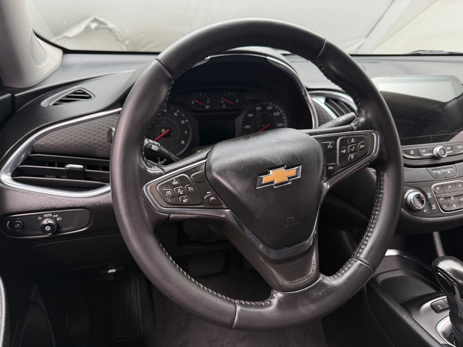 Thumbnail: 2021 Chevrolet Malibu - 5