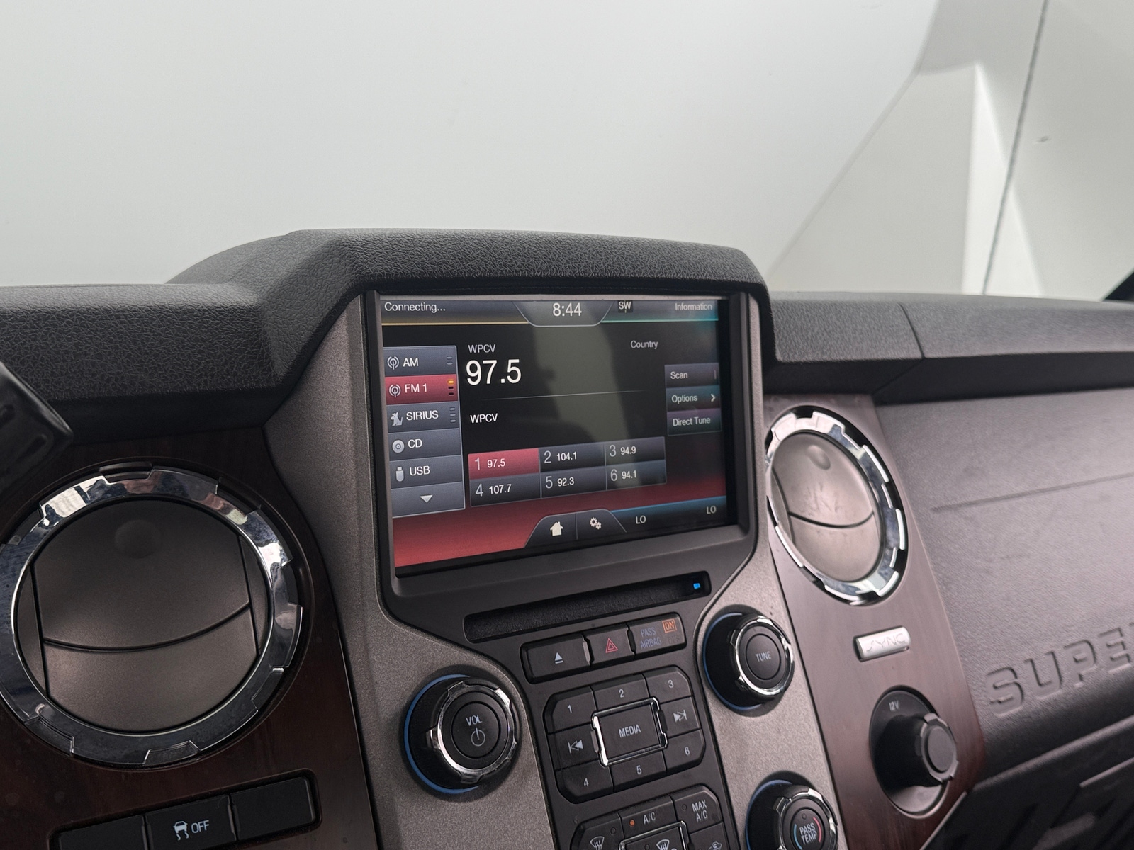 Thumbnail: 2016 Ford Econoline - 3