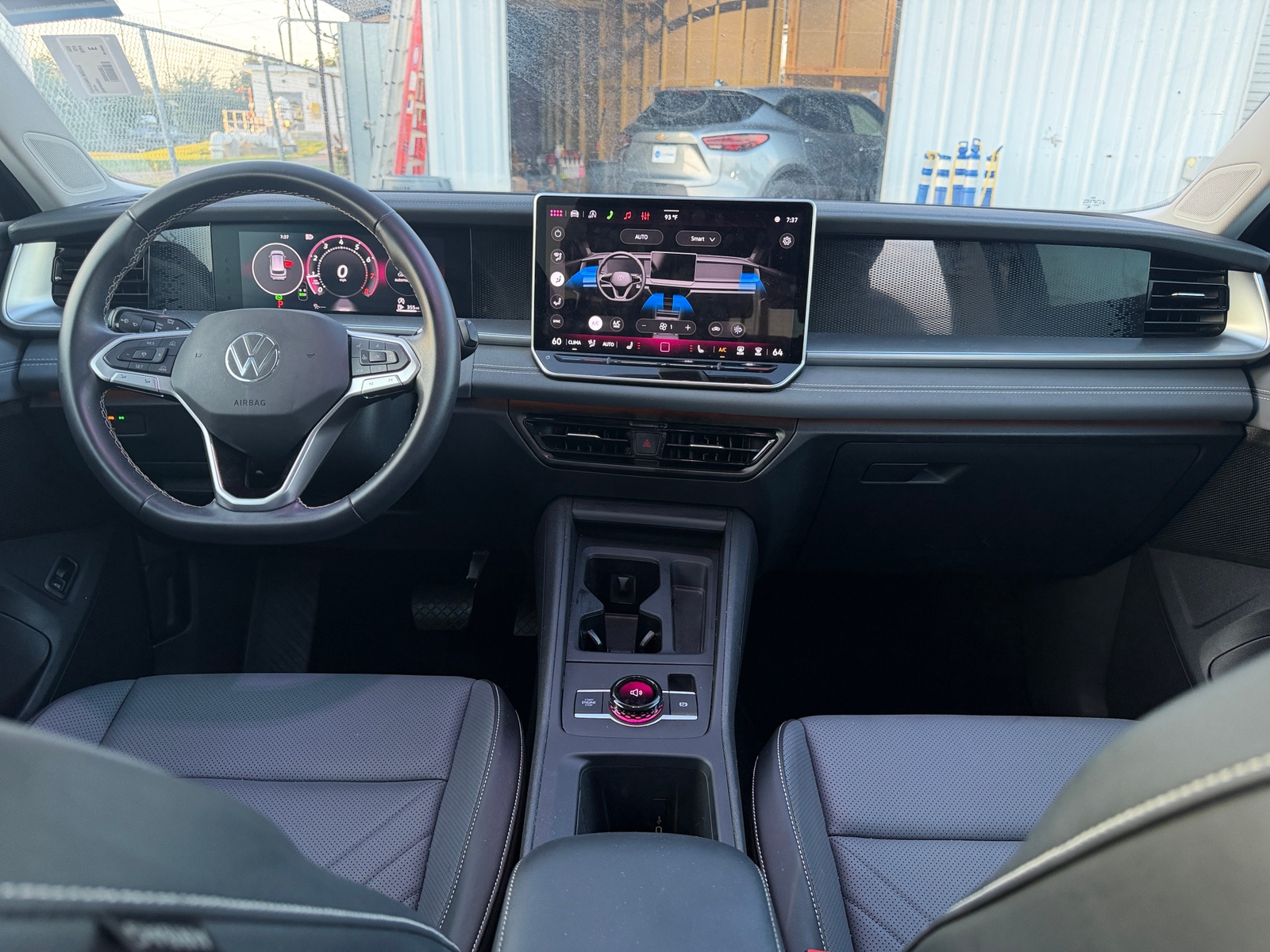 Thumbnail: 2026 Volkswagen Tiguan - 2