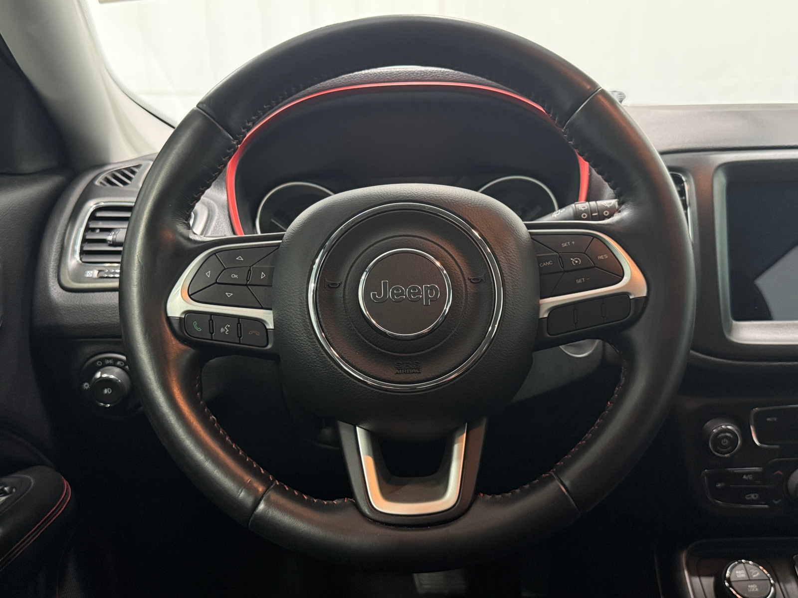 Thumbnail: 2018 Jeep Compass - 5