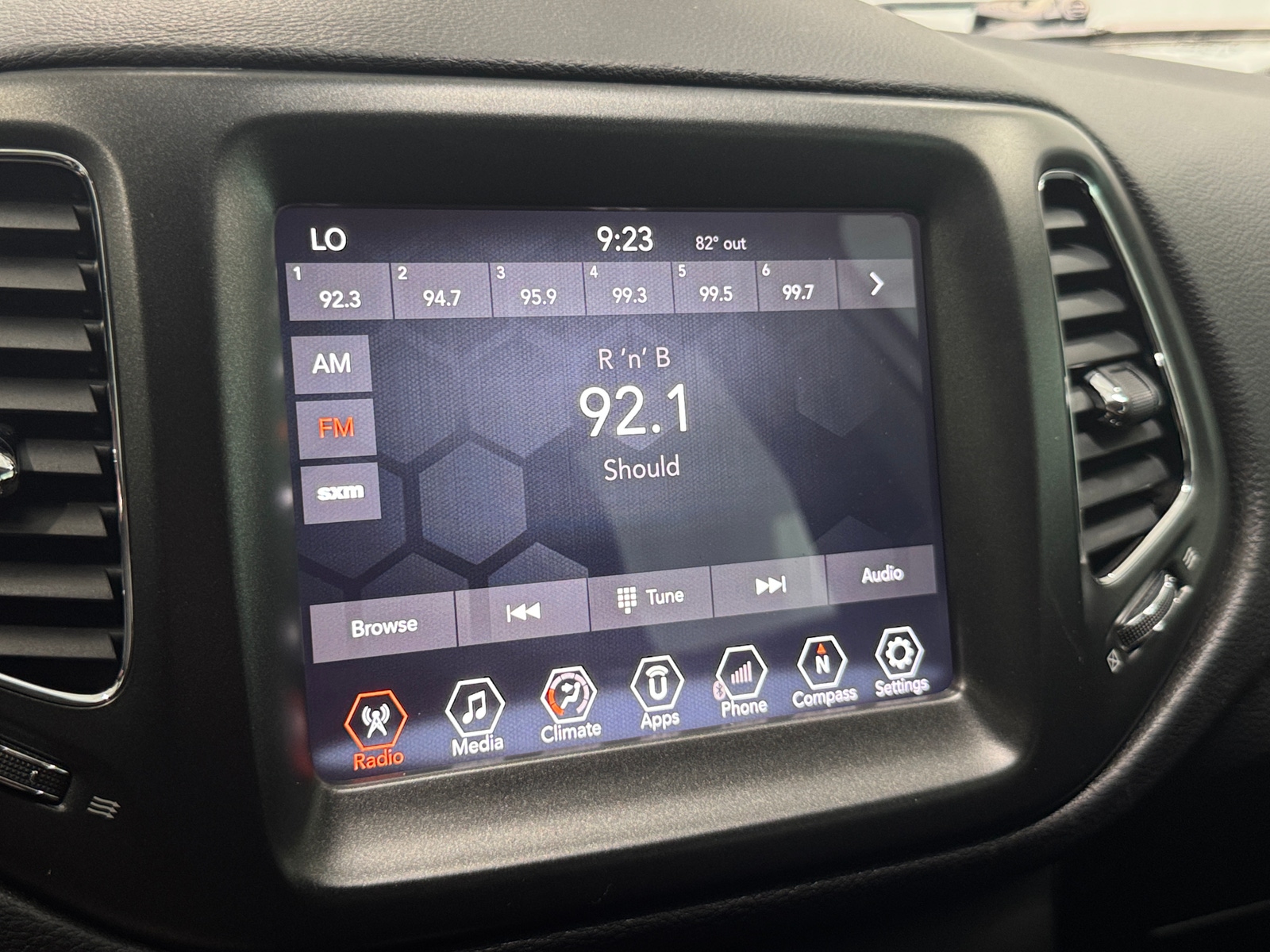 Thumbnail: 2018 Jeep Compass - 4