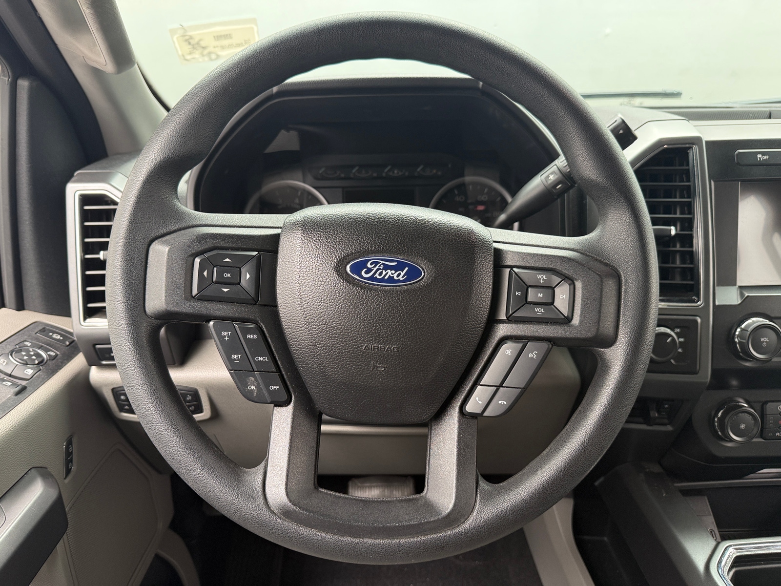 Thumbnail: 2020 Ford Econoline - 5