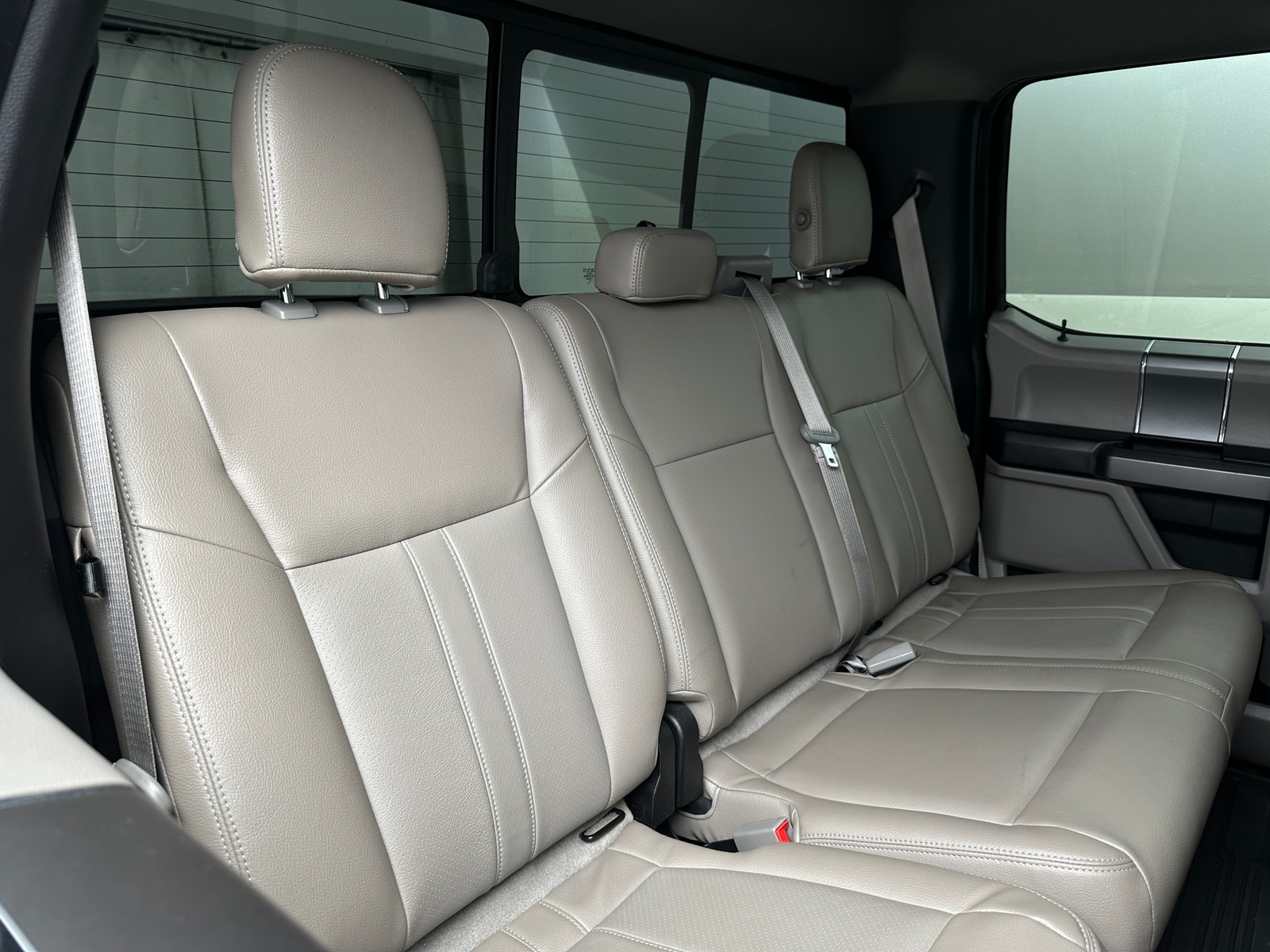 Thumbnail: 2019 Ford Econoline - 6