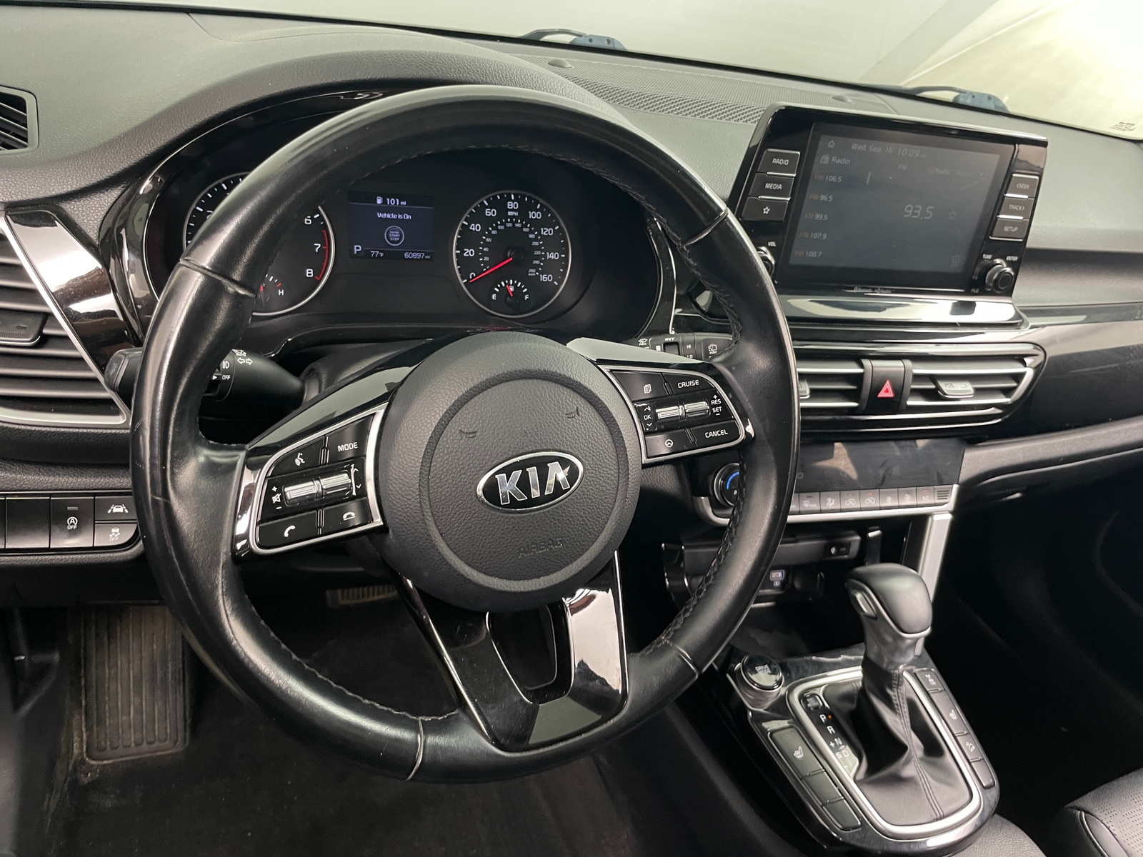 Thumbnail: 2021 Kia Seltos - 4